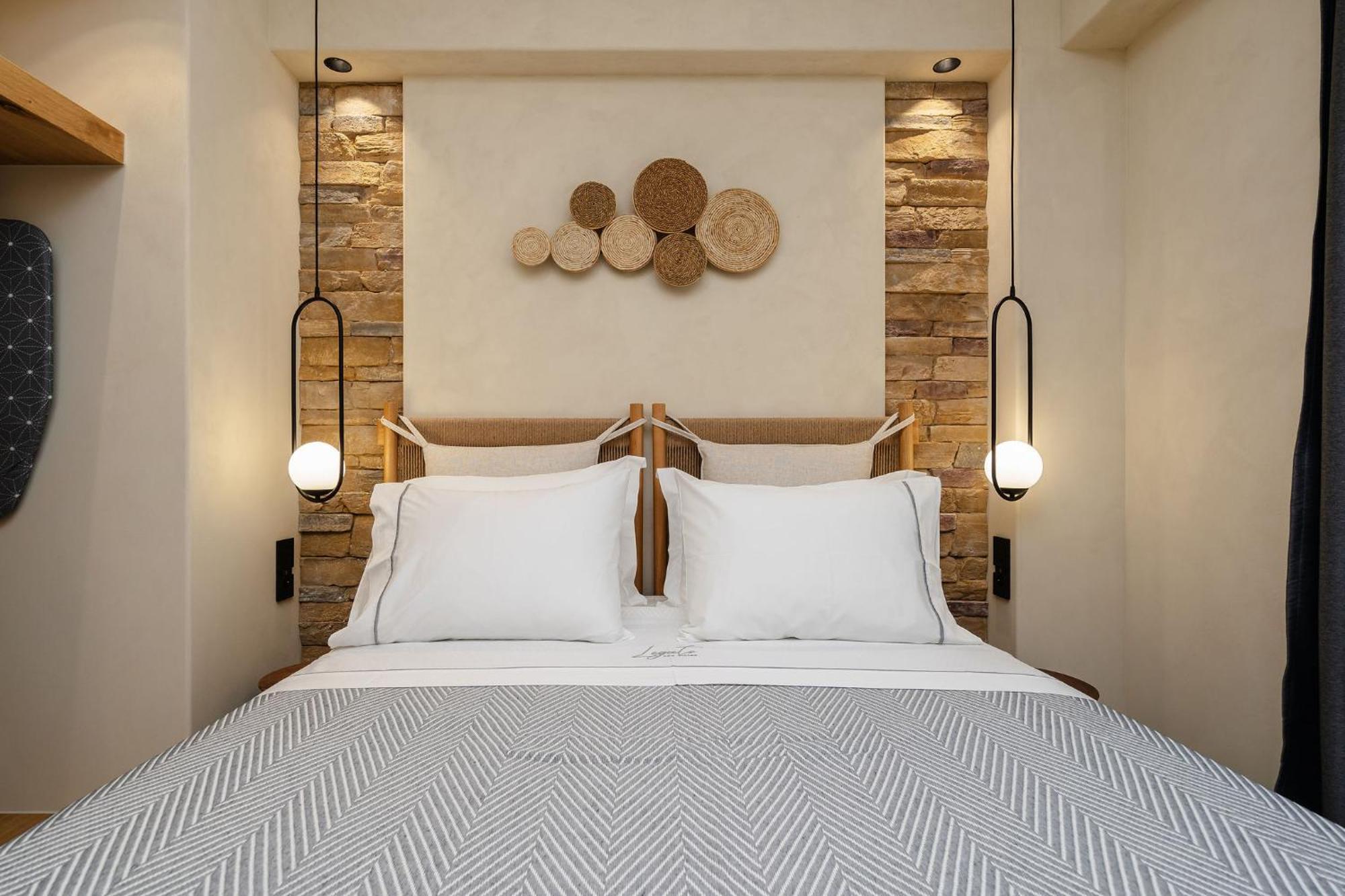 Legato With Private Pool Apartment *