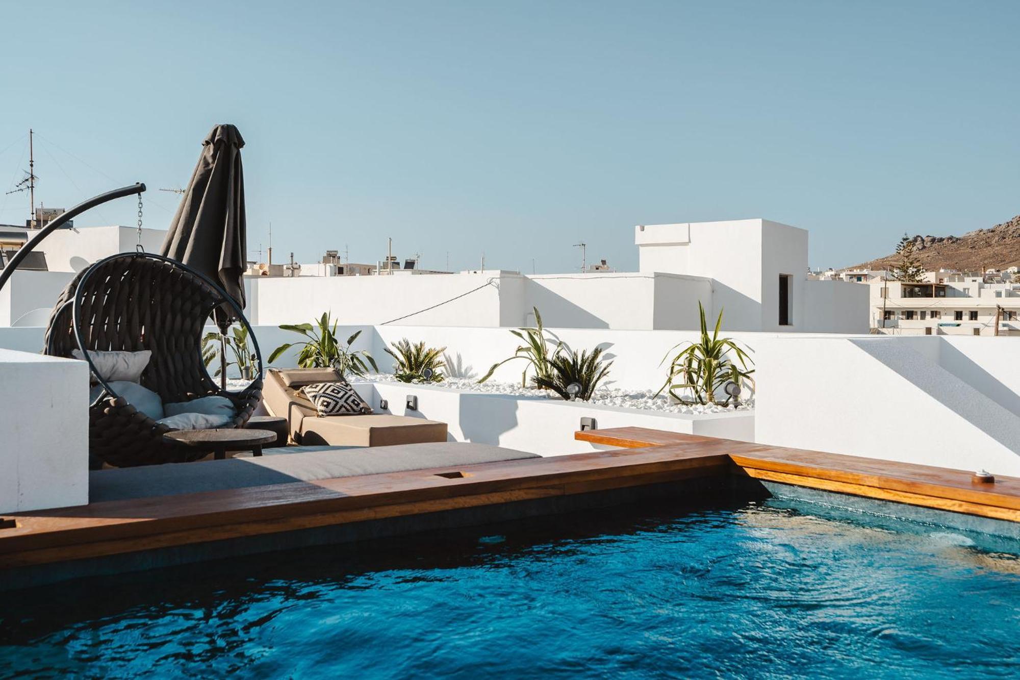 Legato With Private Pool *