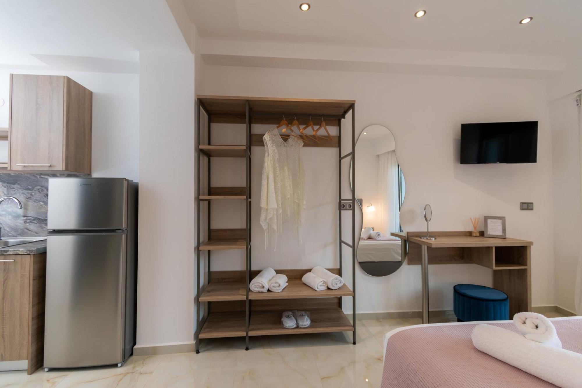 Apartment Marmo Premium 2 Neos Marmaras