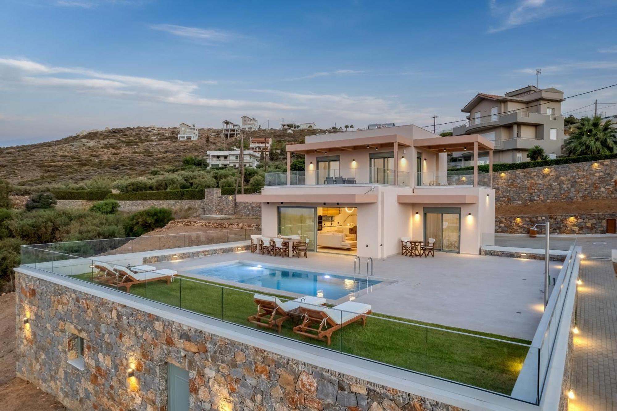 Palmyra & Villa Agia Pelagia (Crete)