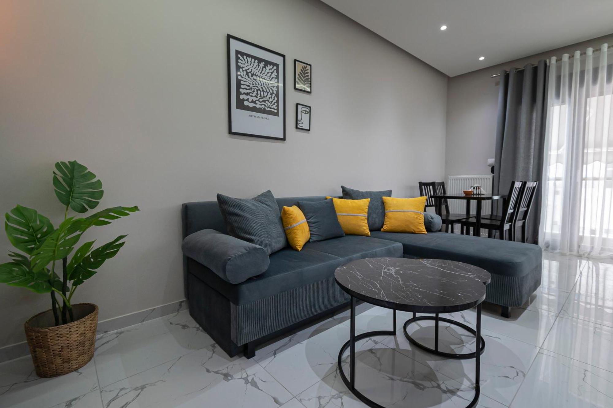 Cozy By Rentalspro - Halkidiki Apartment