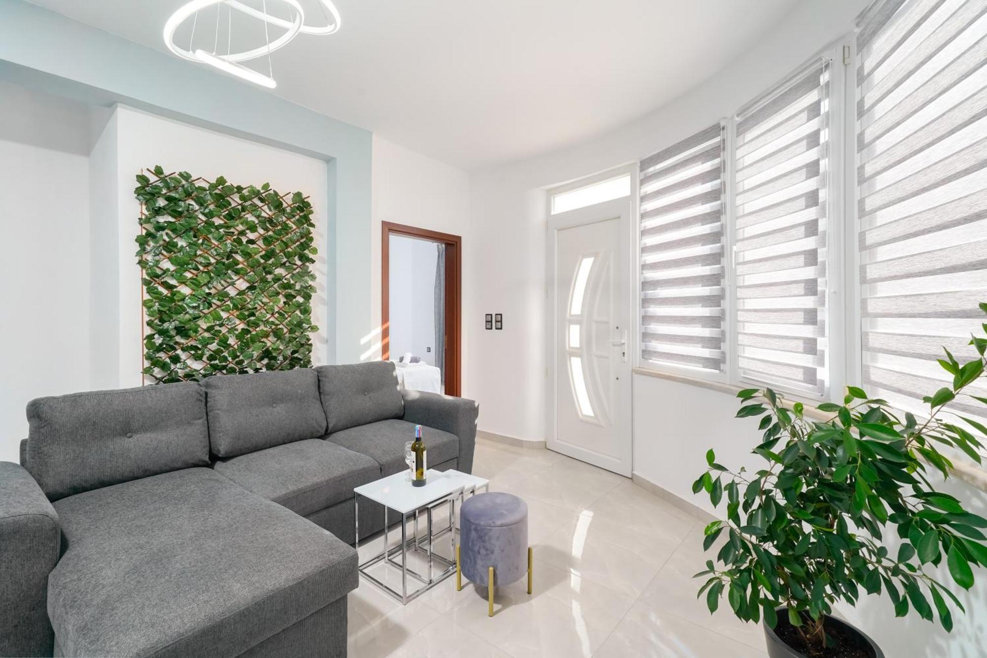 Apartment Dream αpartment