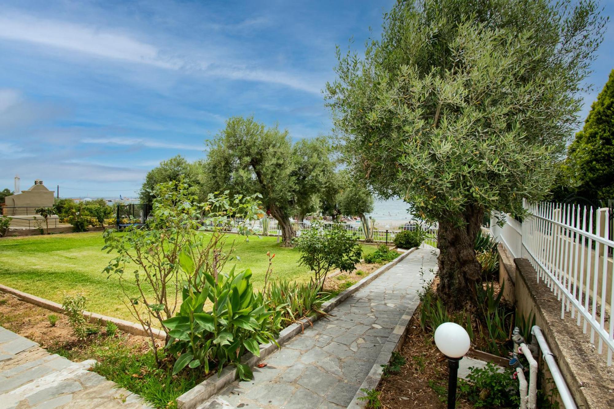 Eleni Seafront By Rentalspro Services-nea Moudania Halkidiki