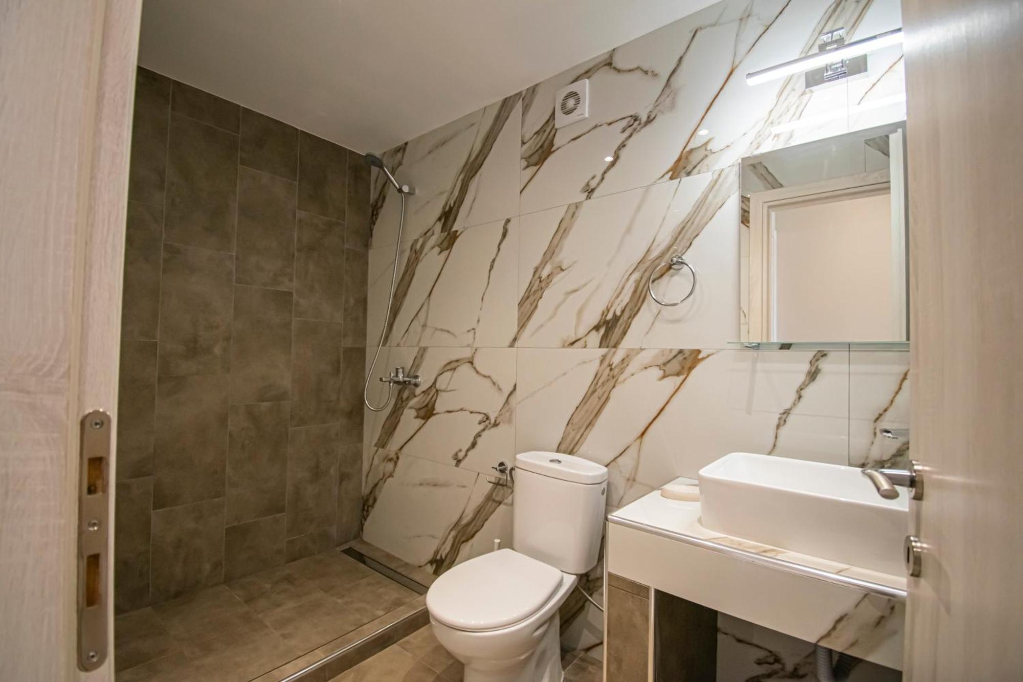 Eleni Seafront By Rentalspro Services-nea Moudania Halkidiki *