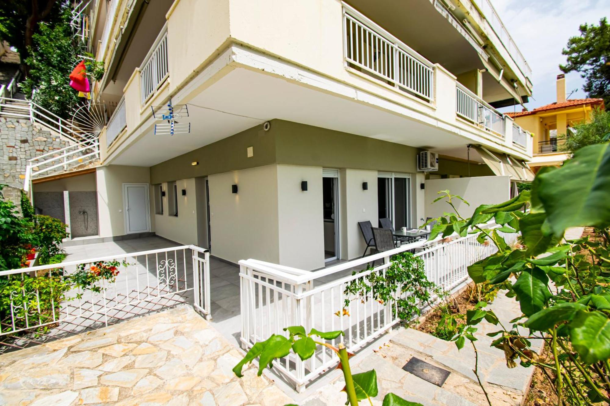 Eleni Seafront By Rentalspro Services-nea Moudania Halkidiki Apartment