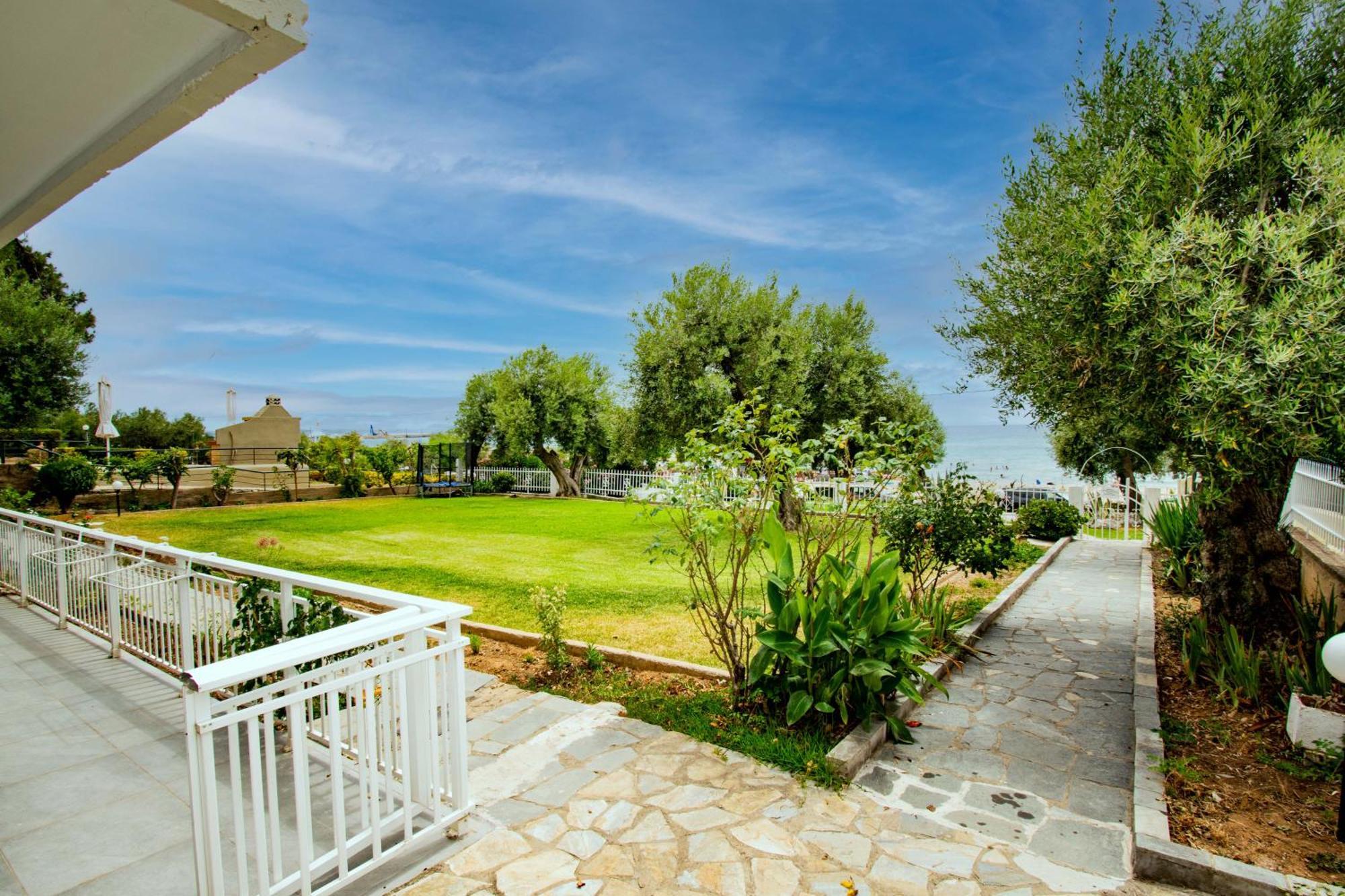 Apartment Eleni Seafront By Rentalspro Services-nea Moudania Halkidiki