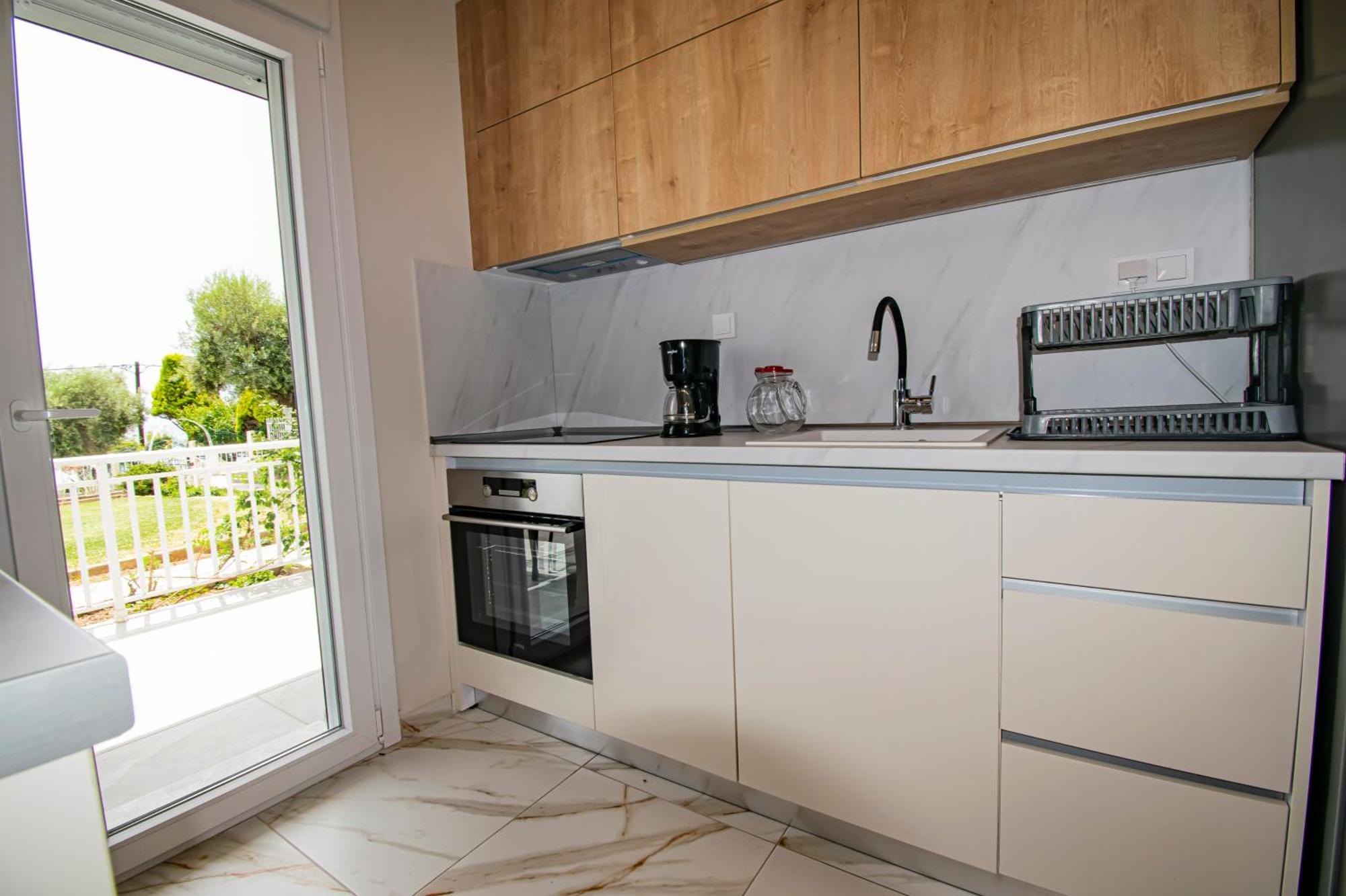 Apartment Eleni Seafront By Rentalspro Services-nea Moudania Halkidiki
