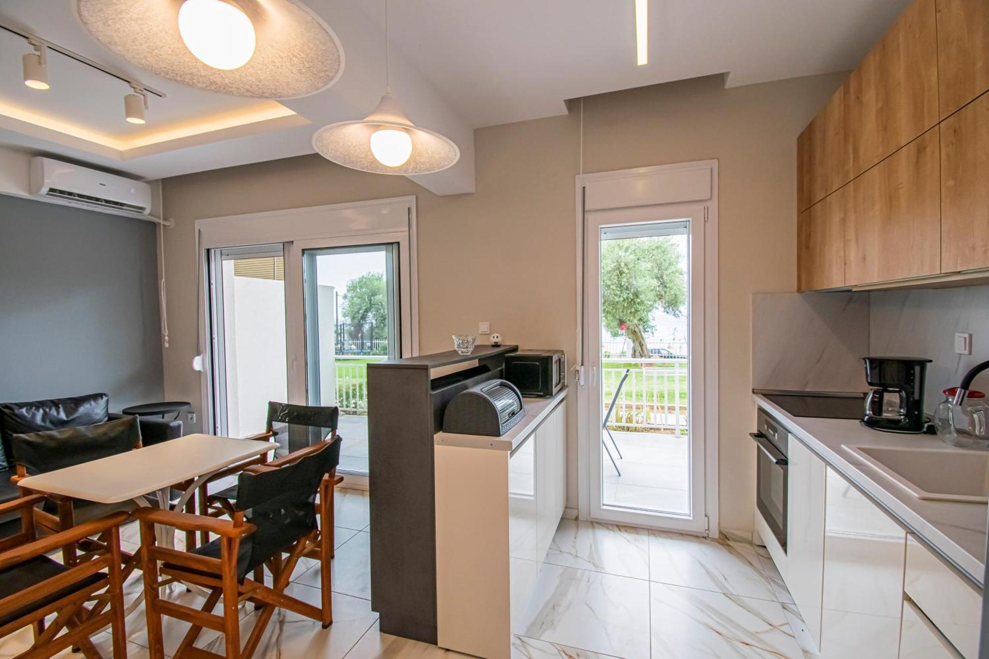Eleni Seafront By Rentalspro Services-nea Moudania Halkidiki Apartment