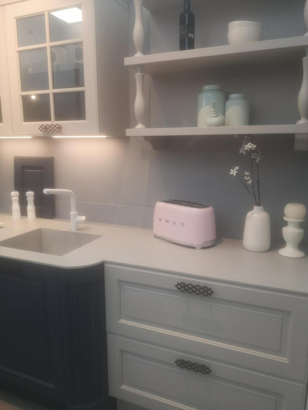 Apartment Thouria Agora 3 *