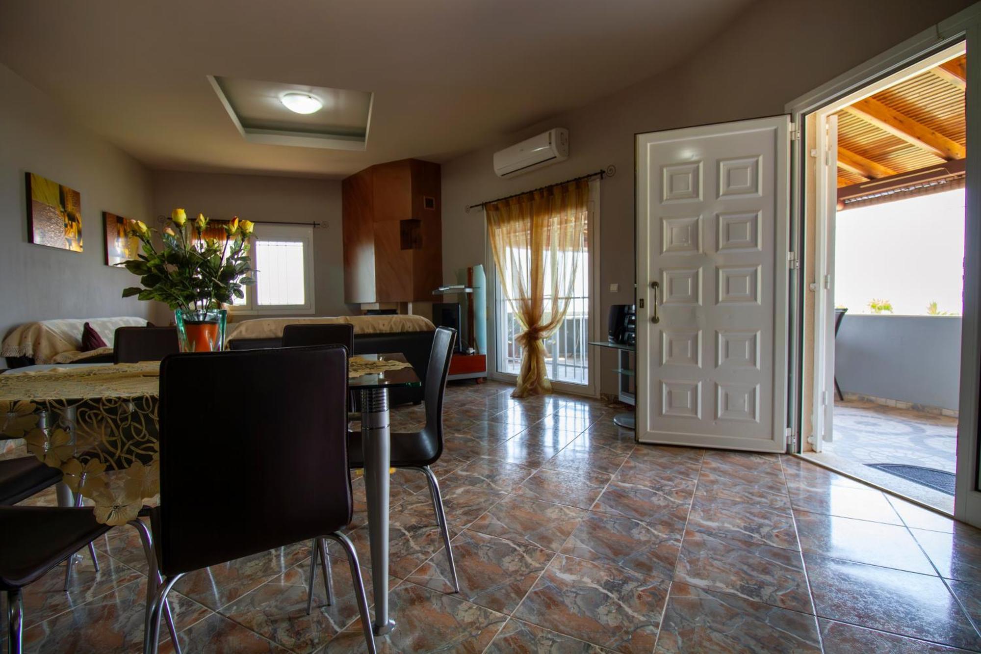 Tanias Seafront Villa-by Rentalspro Services- Halkidiki *