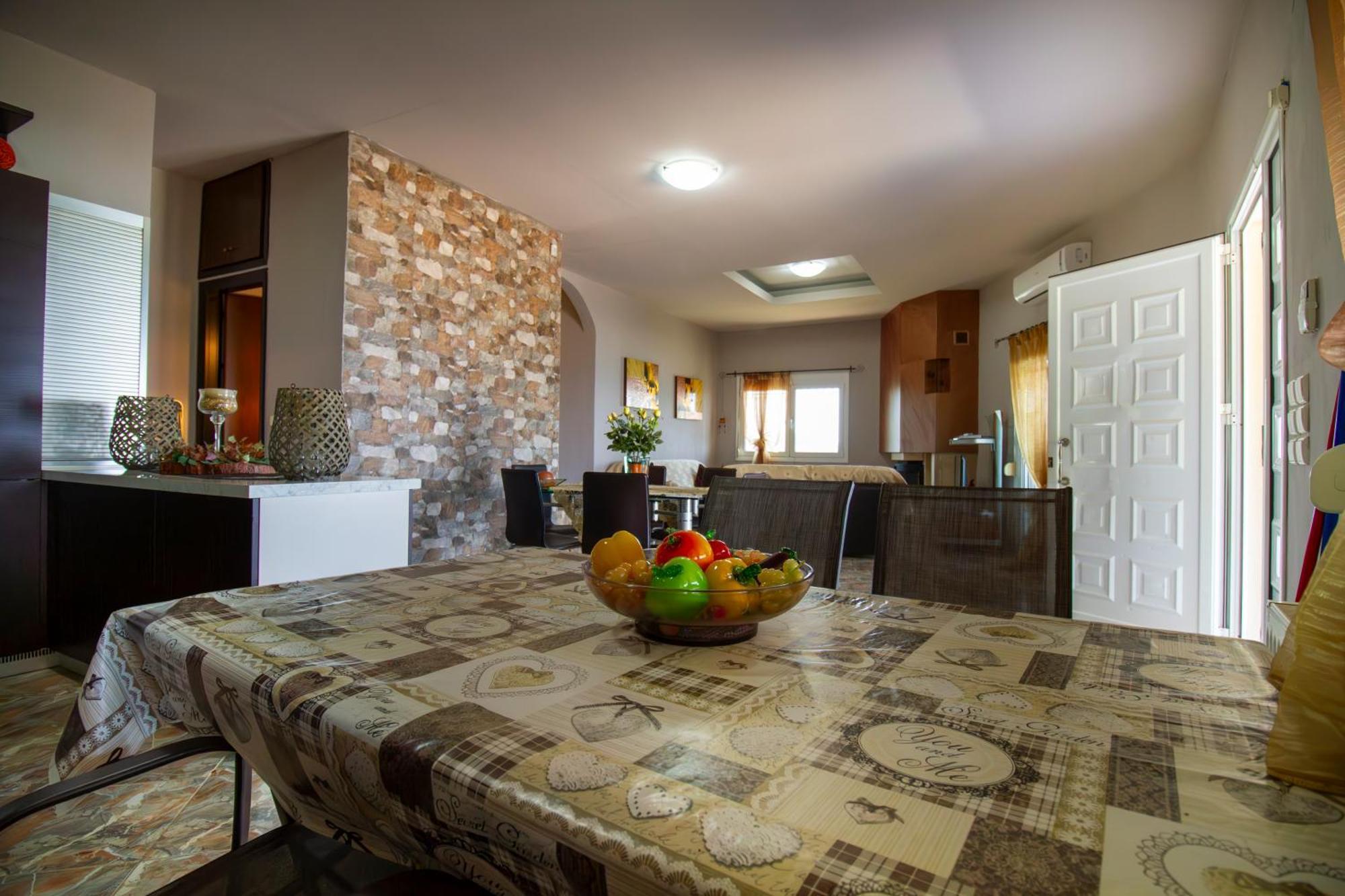 Tanias Seafront Villa-by Rentalspro Services- Halkidiki Villa *