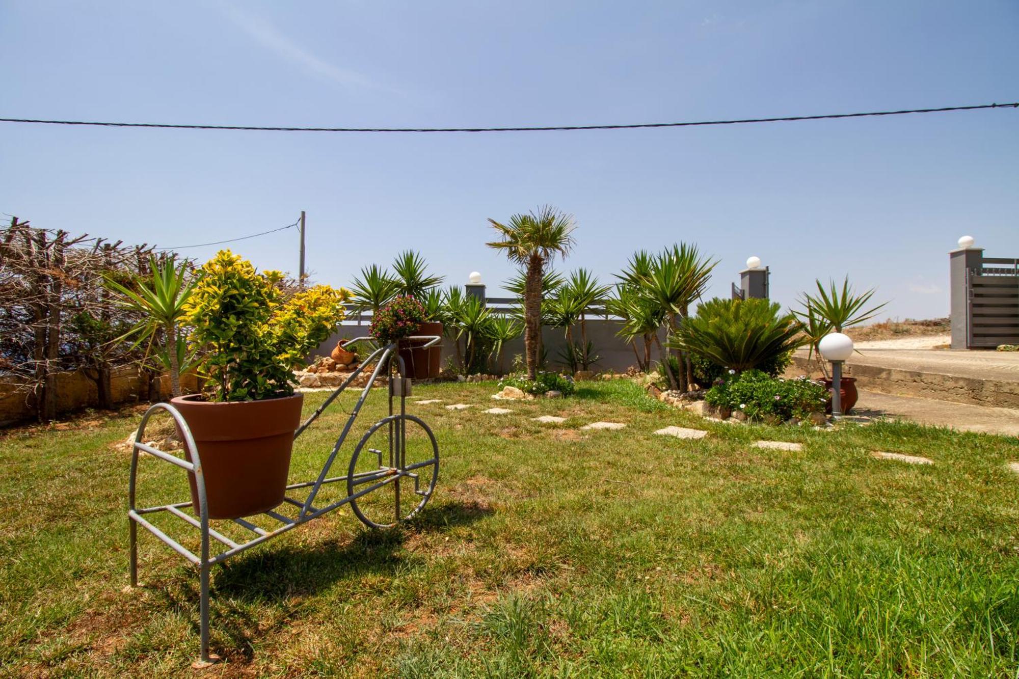 Tanias Seafront Villa-by Rentalspro Services- Halkidiki Villa *