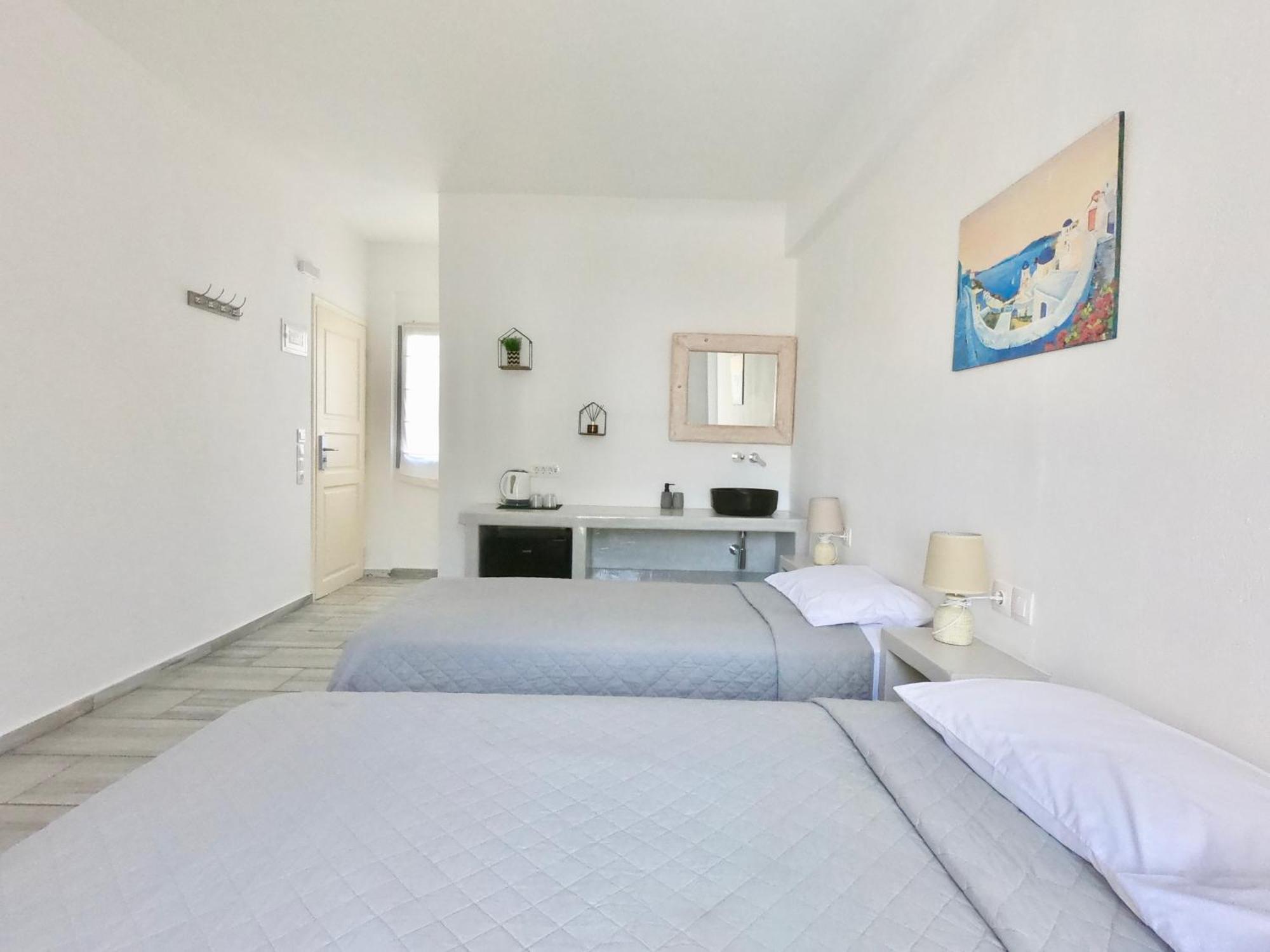 Aparthotel Anny & Perissa (Santorini)