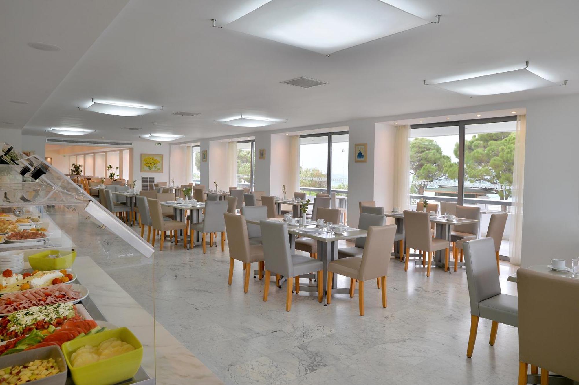 Airotel Achaia 4*