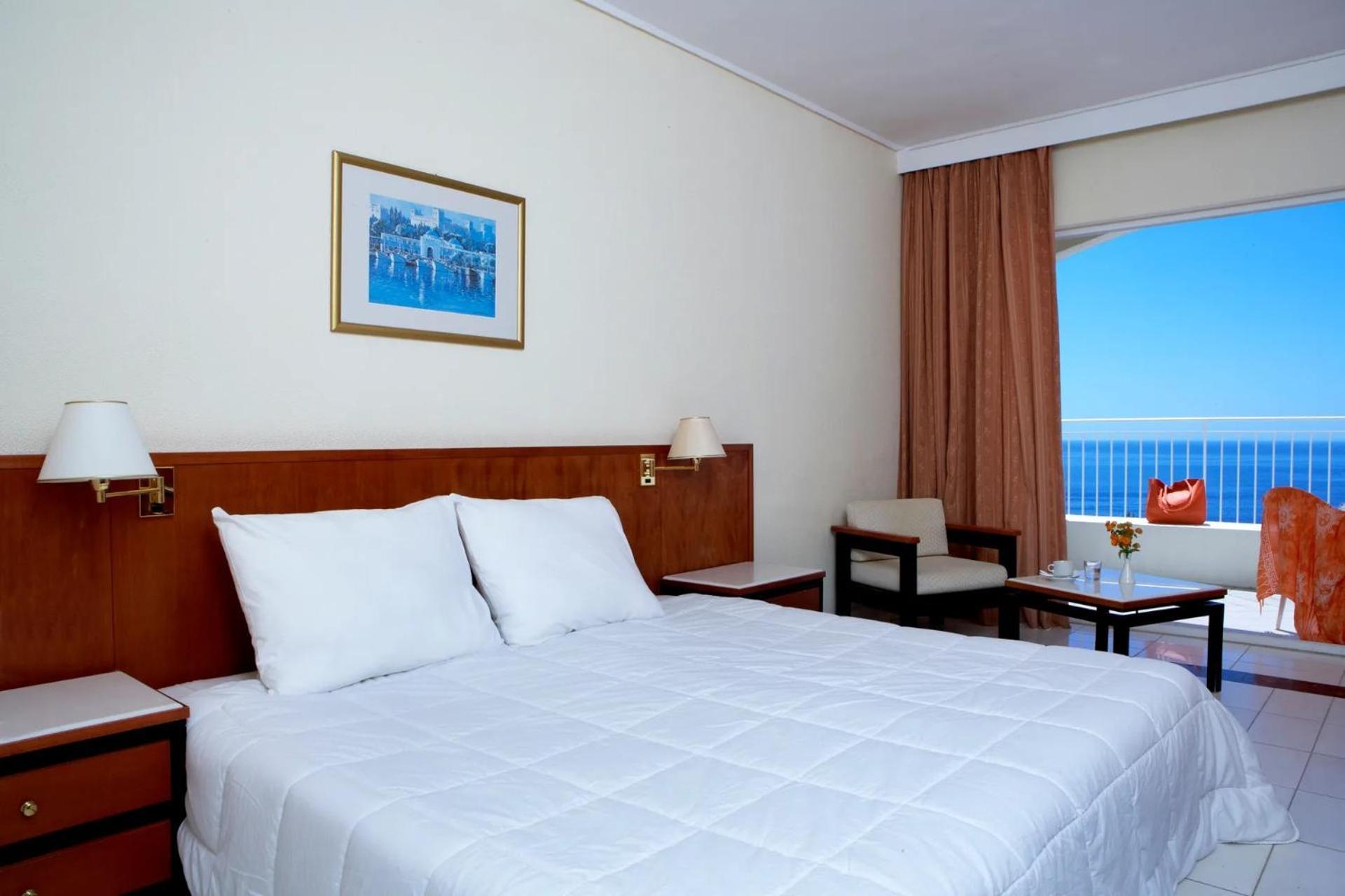 Sunshine Corfu And Hotel Nisaki (Corfu)