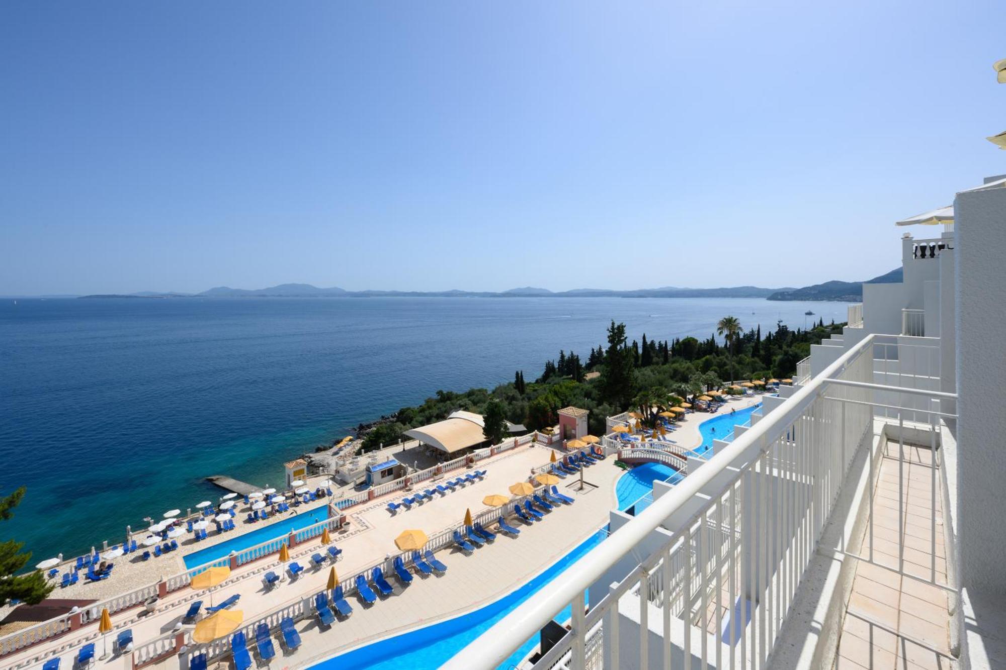 Hotel Sunshine Corfu And 4*