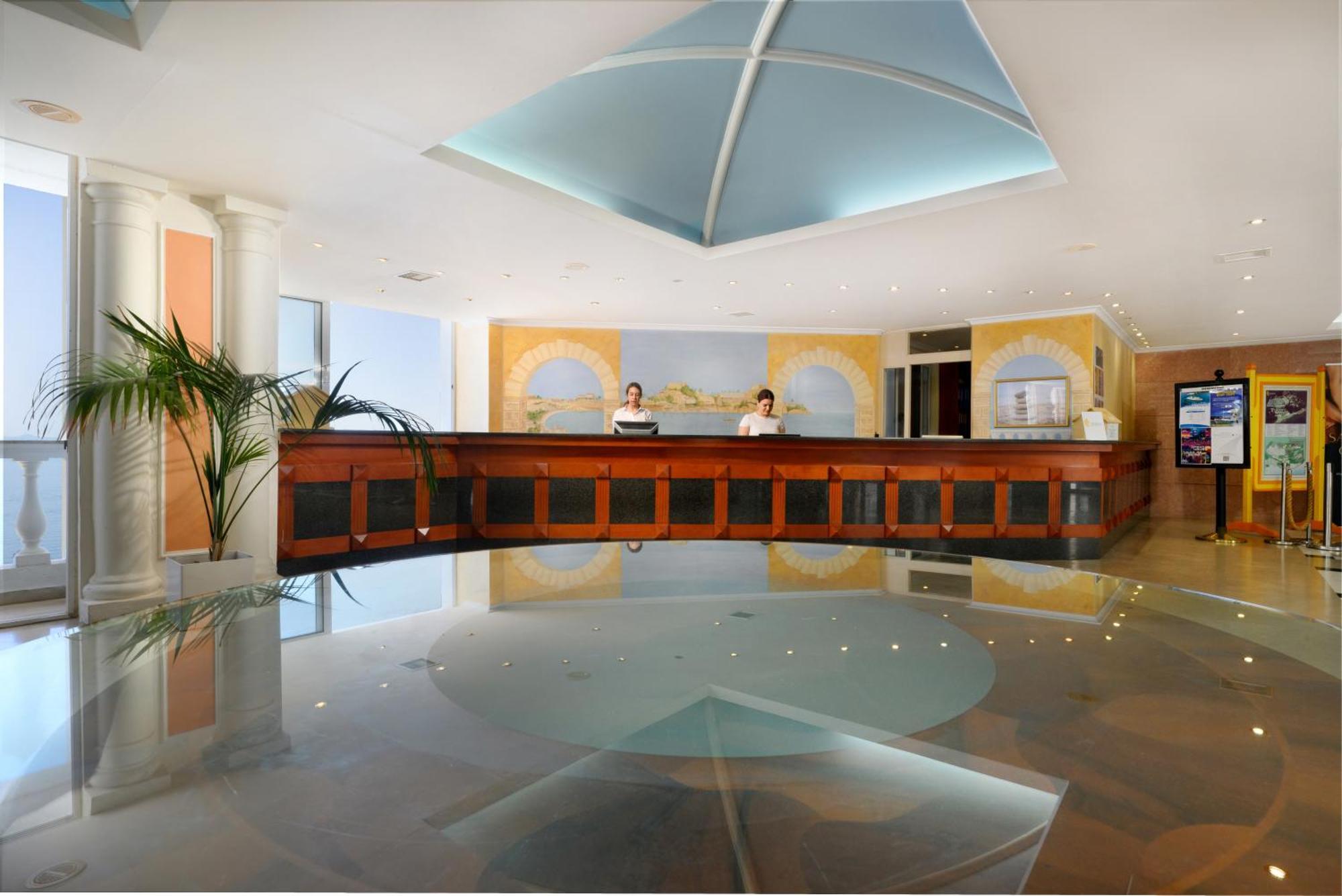 Hotel Sunshine Corfu And Nisaki (Corfu)