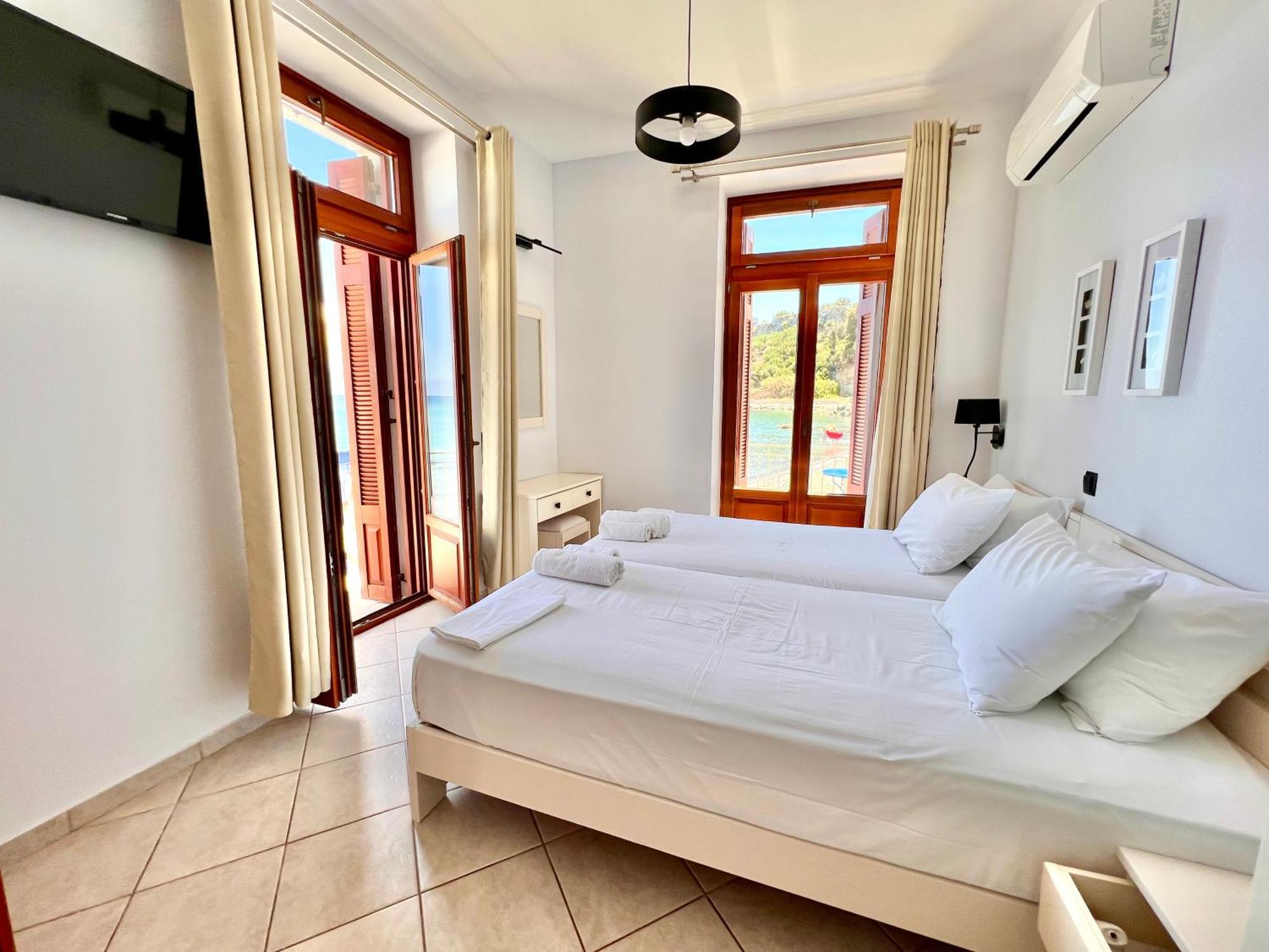 Xenios Zeus Hotel 2*