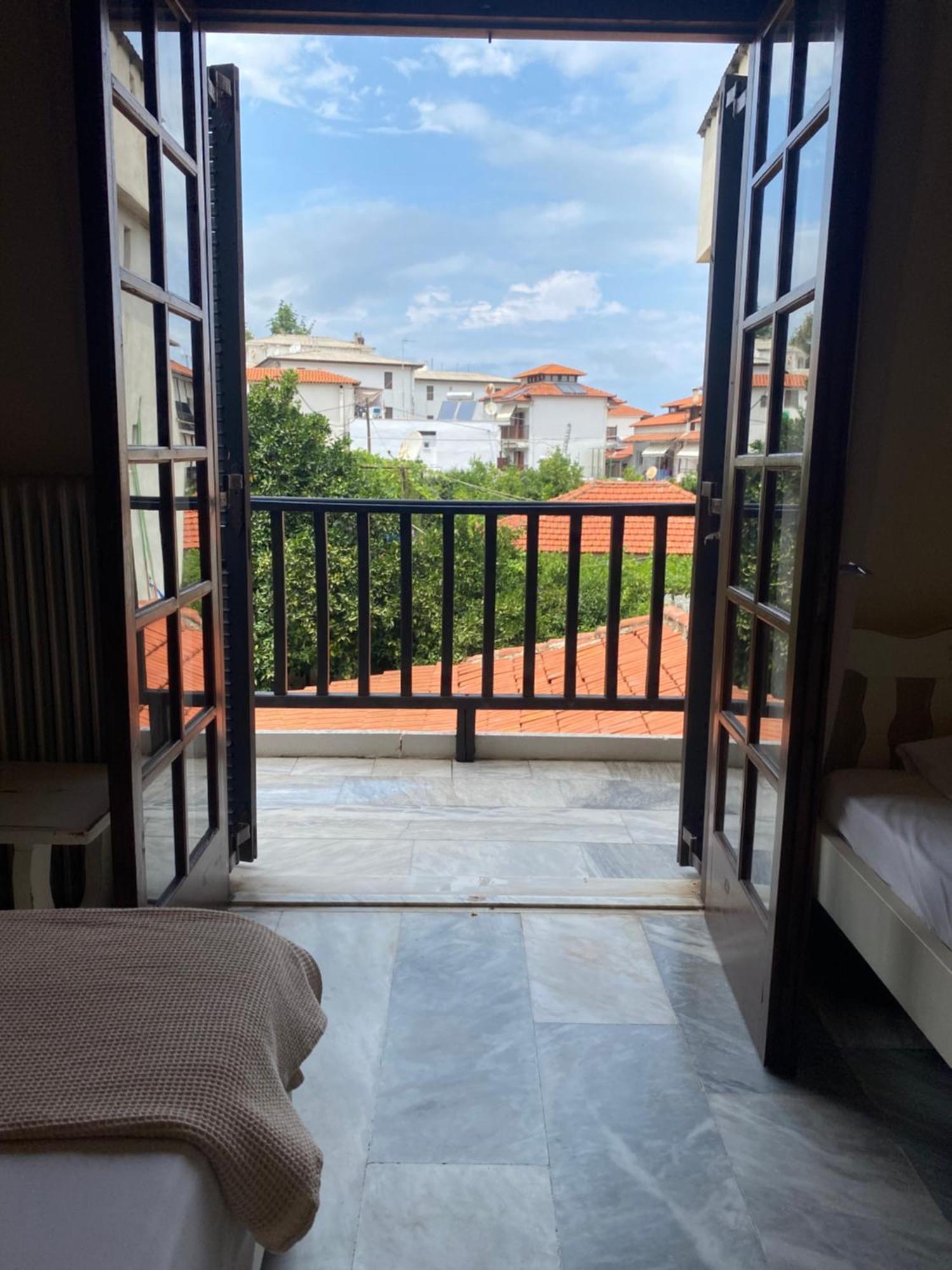 Zefiros Hotel