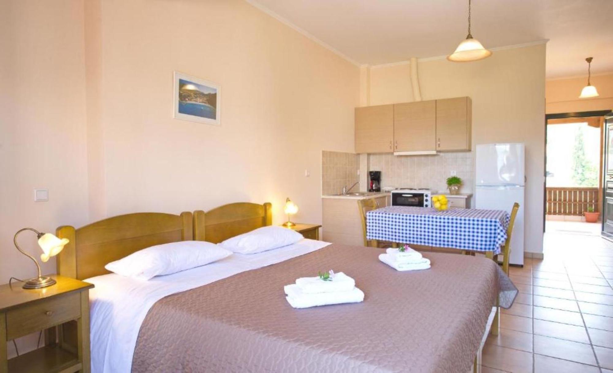 Porto Nirikos - Private Parking Apartment *