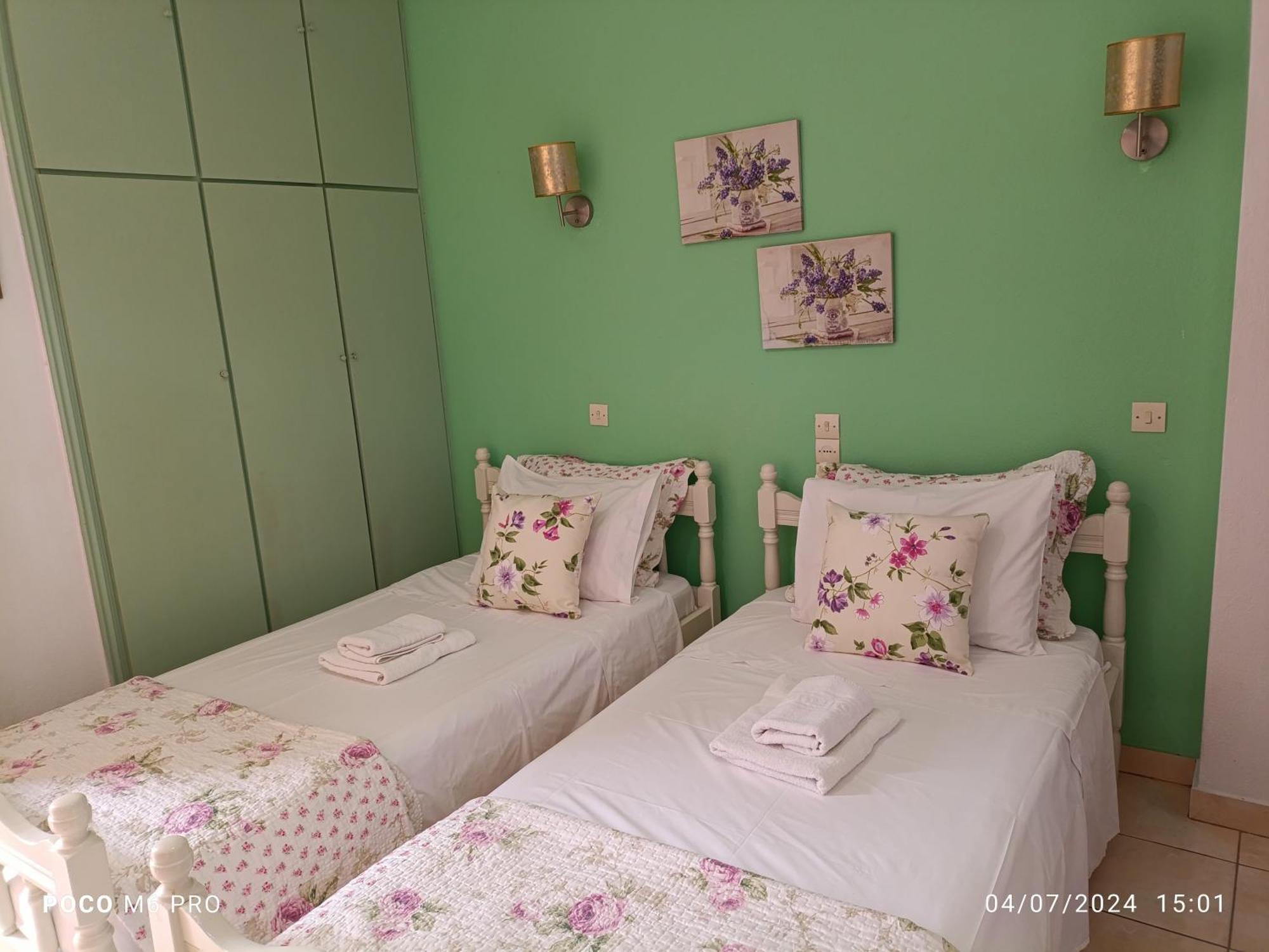 Guest house Galazios Kolpos