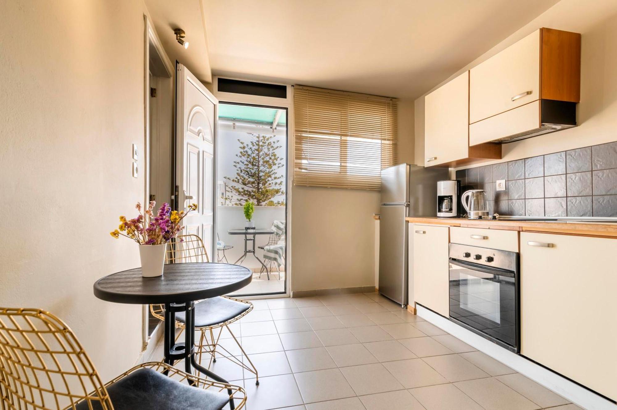 Aparthotel Lefka & Rhodes City