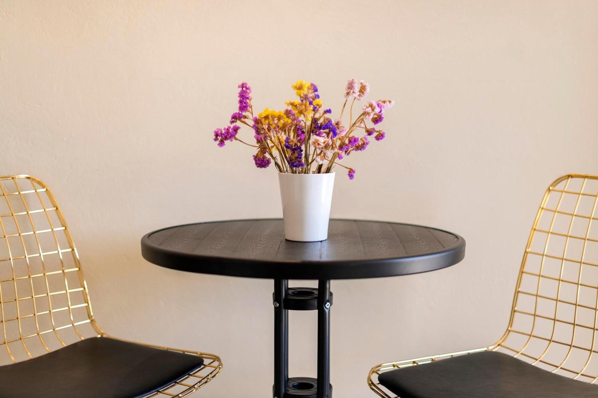 Aparthotel Lefka &