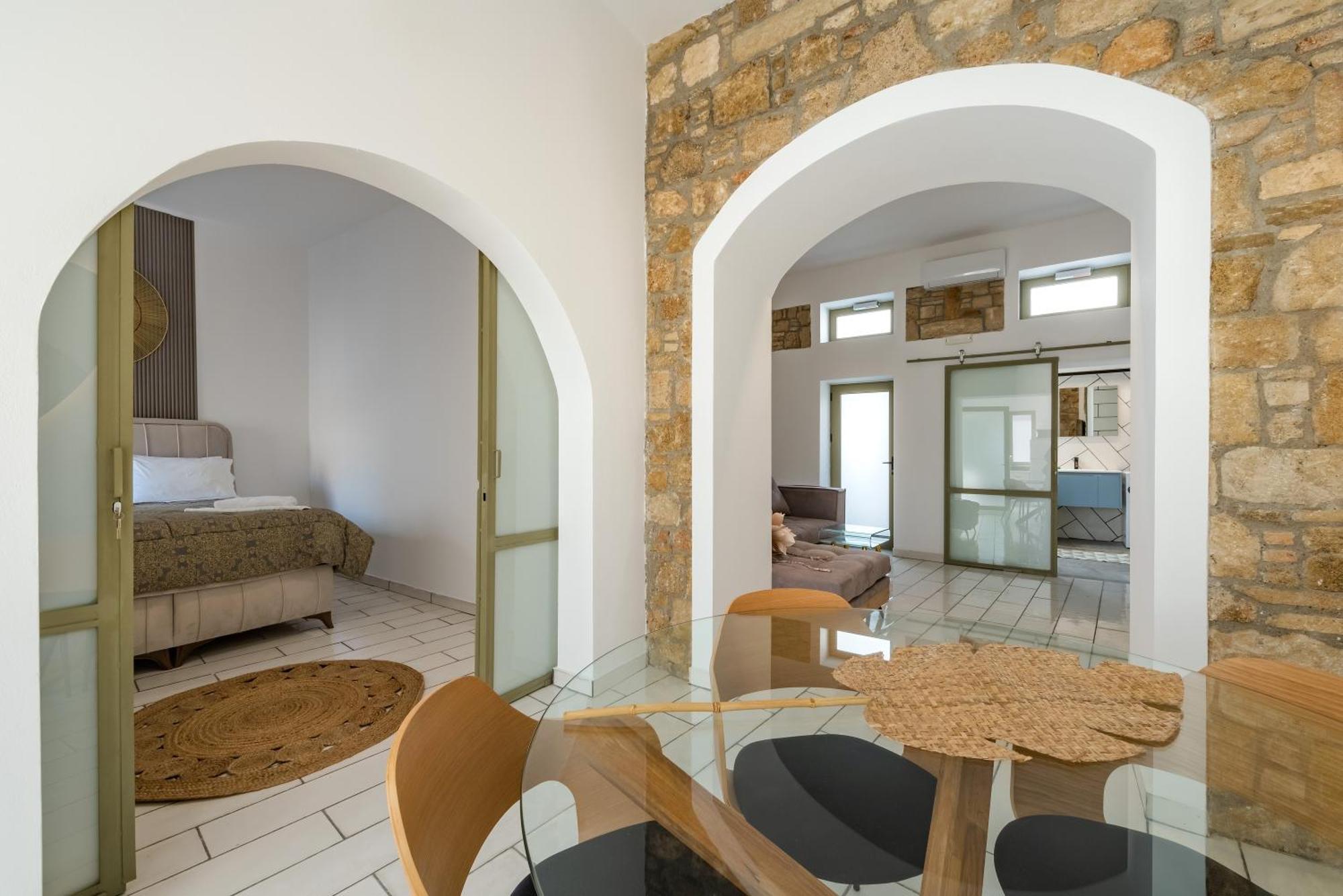 Aparthotel Lefka & 2*