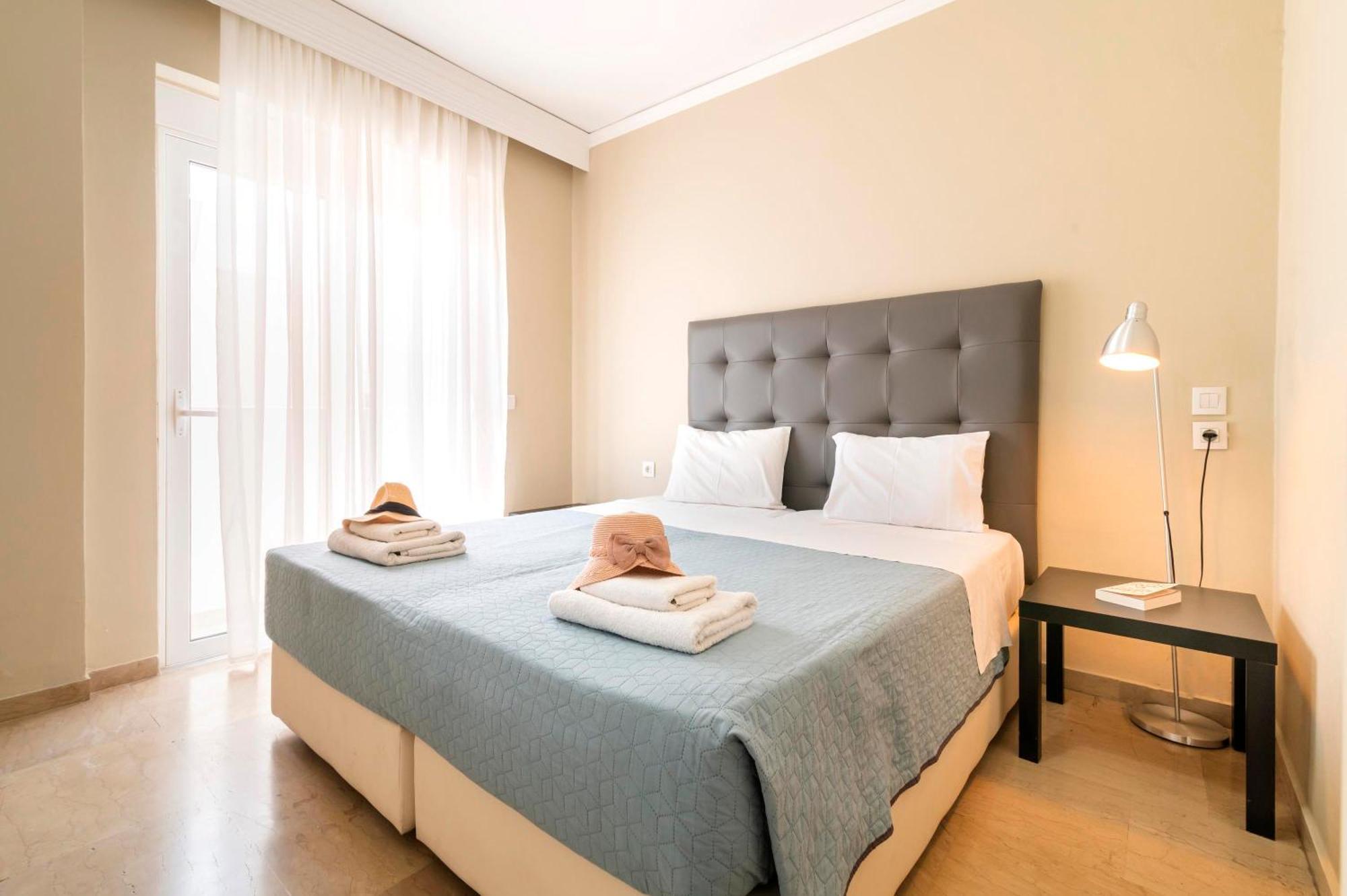 Lefka & Aparthotel