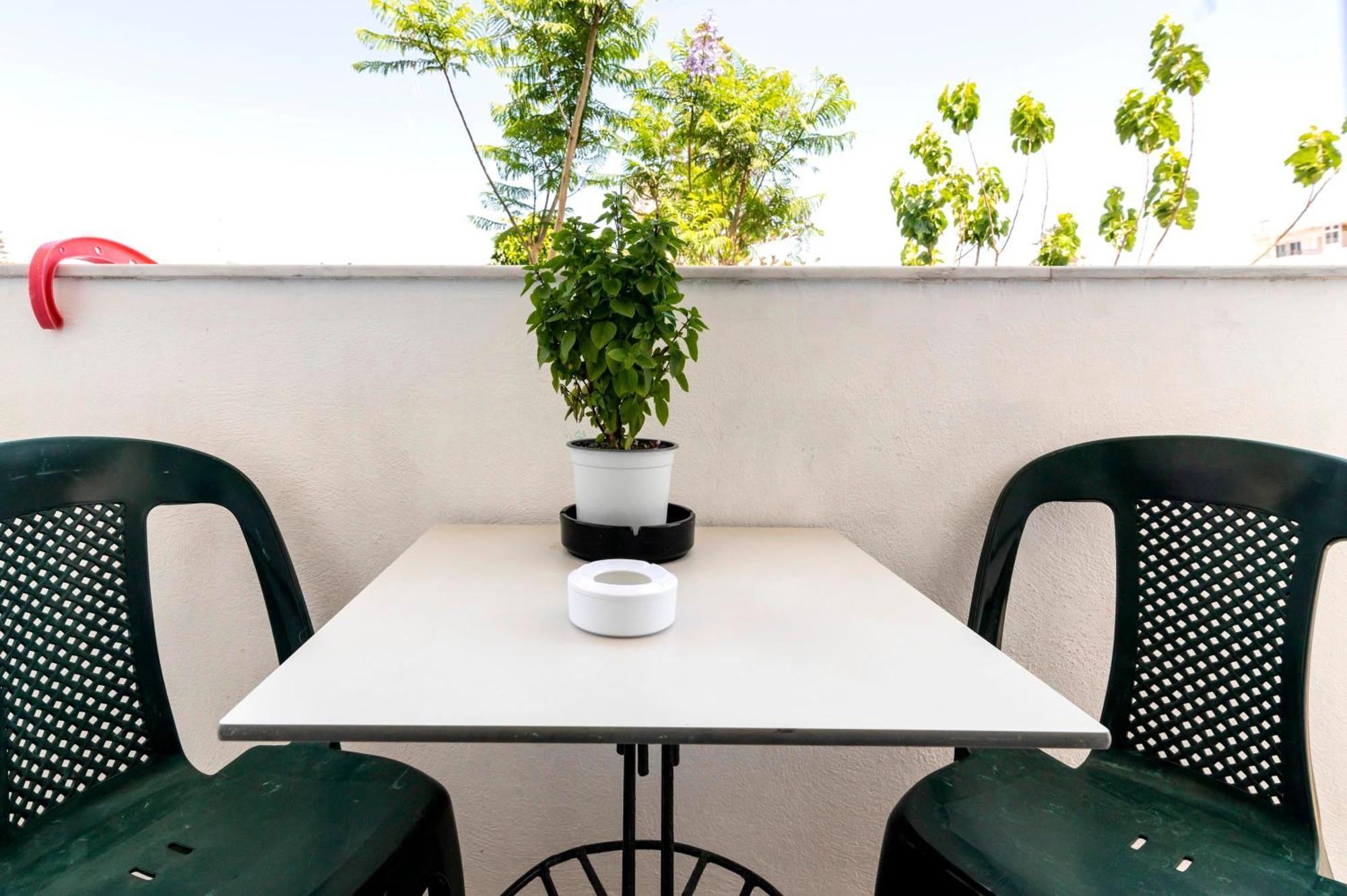 Aparthotel Lefka & 2*