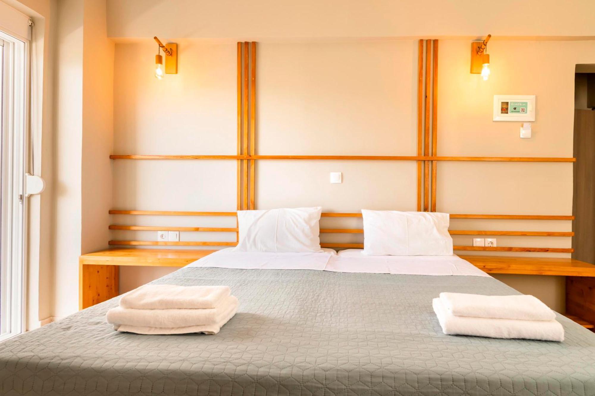 Aparthotel Lefka &