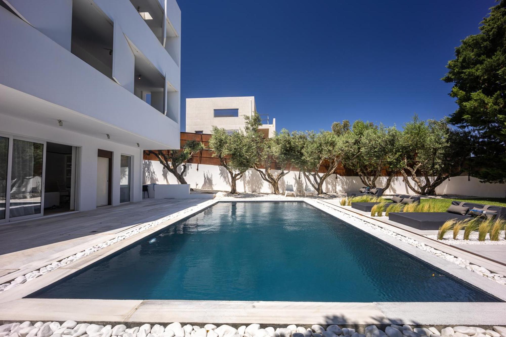 Apartment Infinity White Complex By Gk