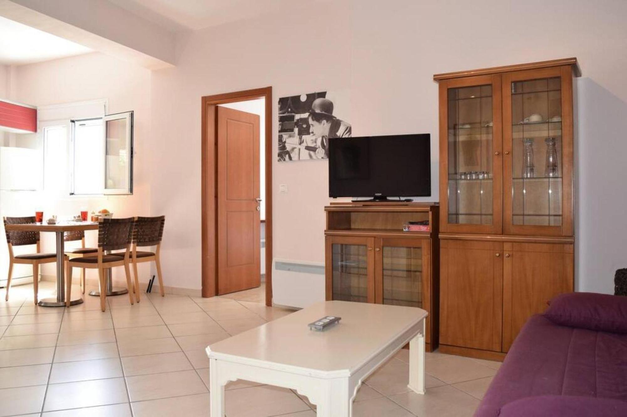 Seaside In Agia Effimia Apartment *