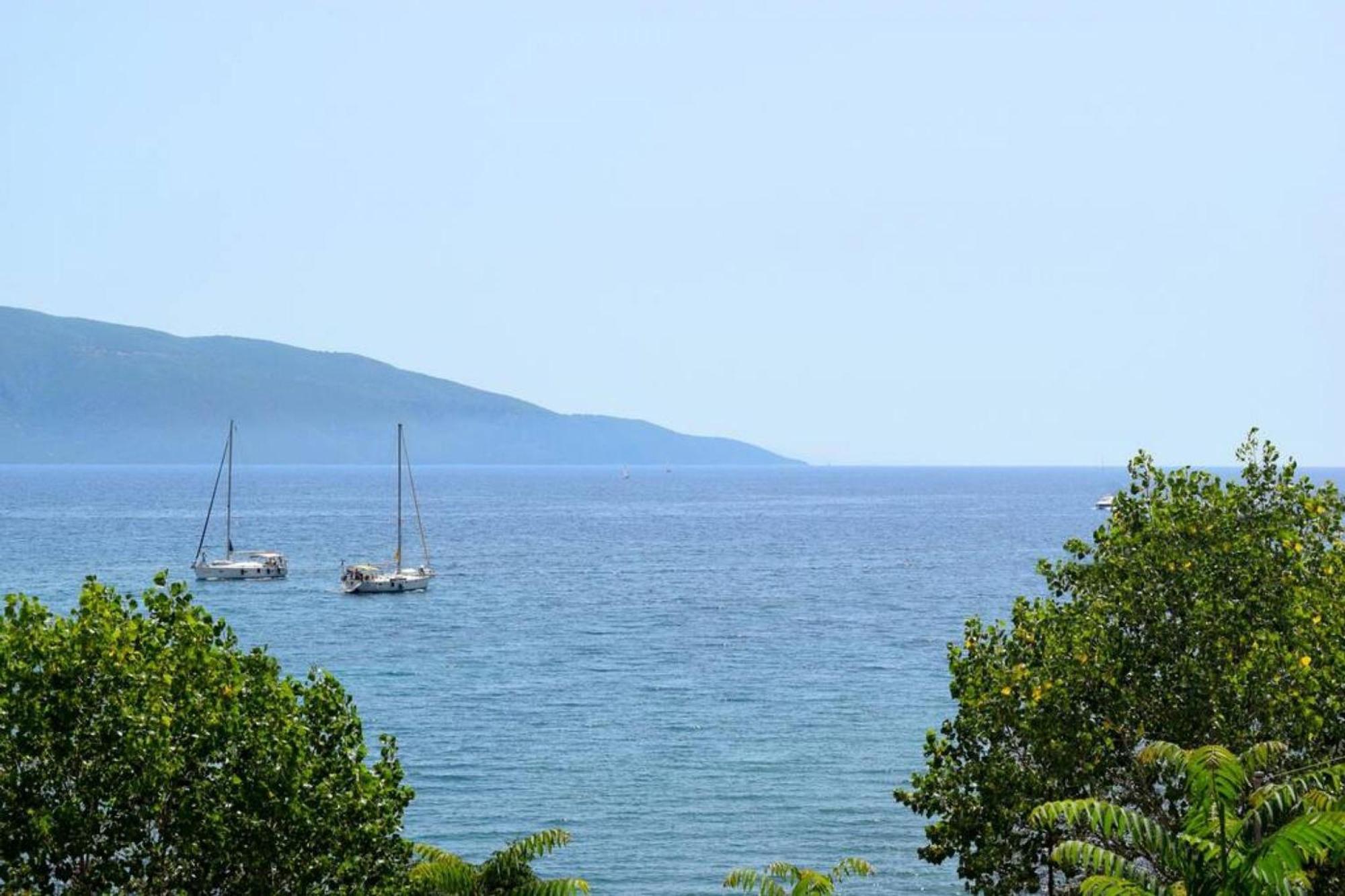 Apartment Seaside In Agia Effimia *