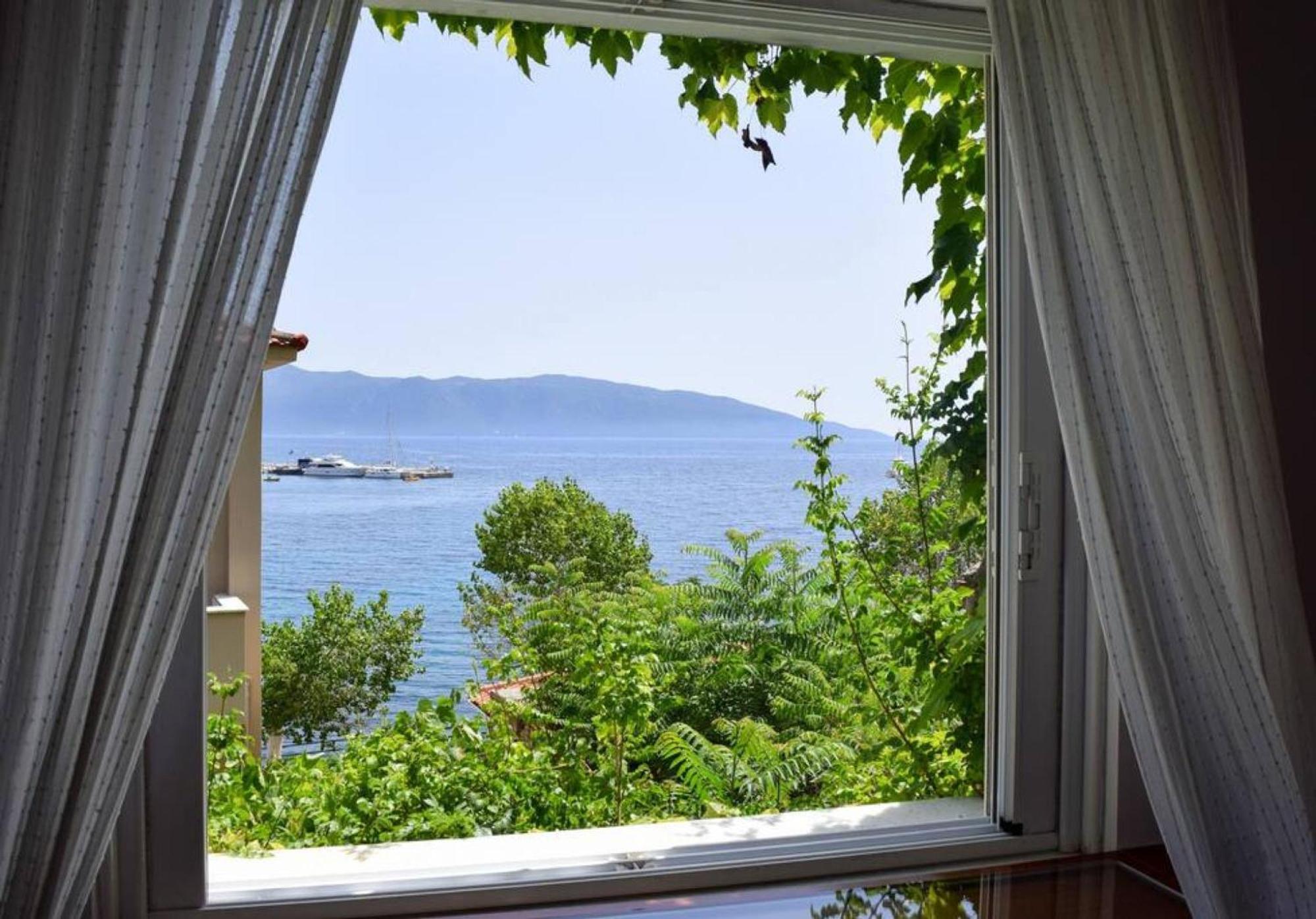 Seaside In Agia Effimia Agia Efimia