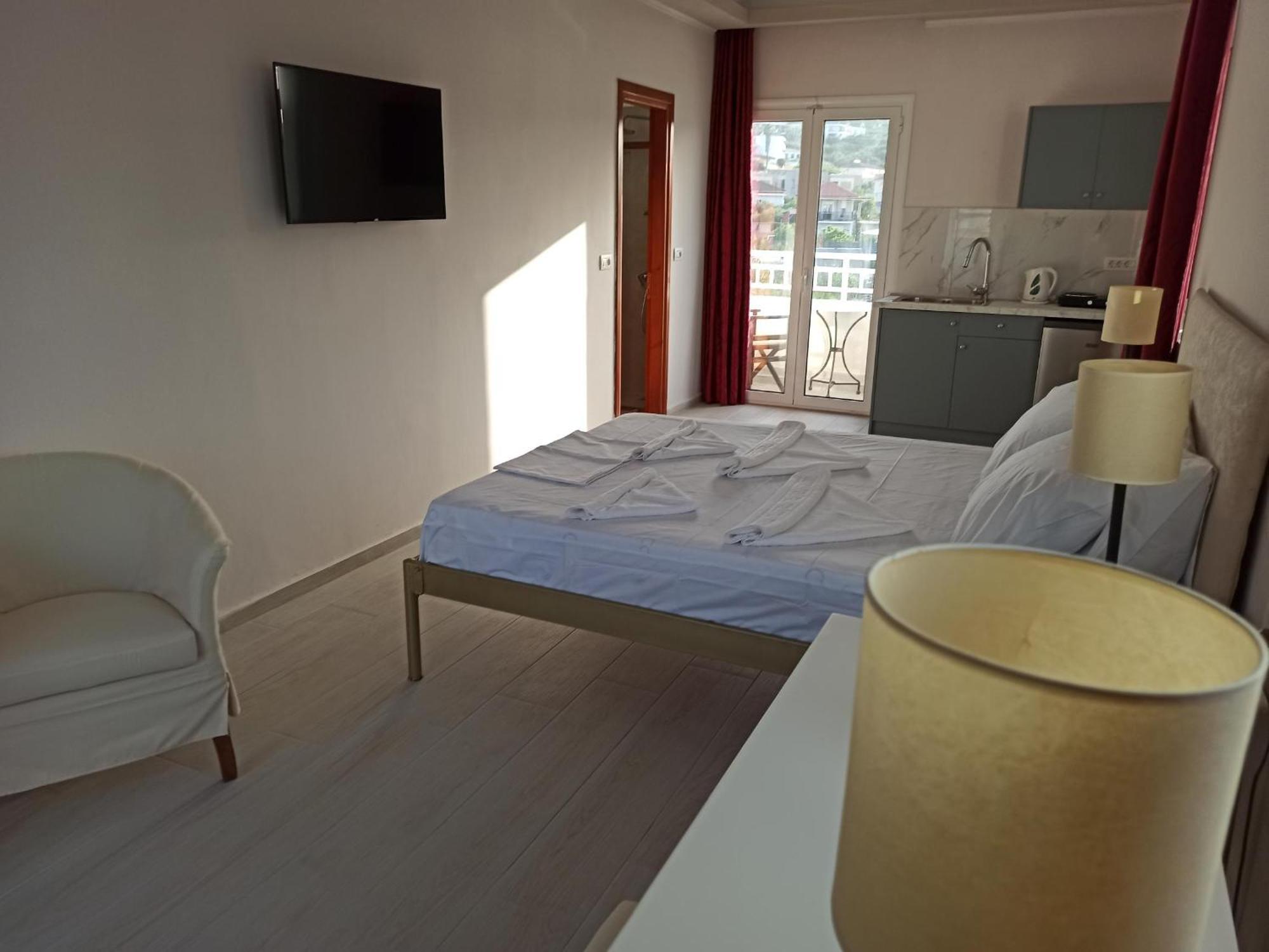 Maria-olympia Apartment *