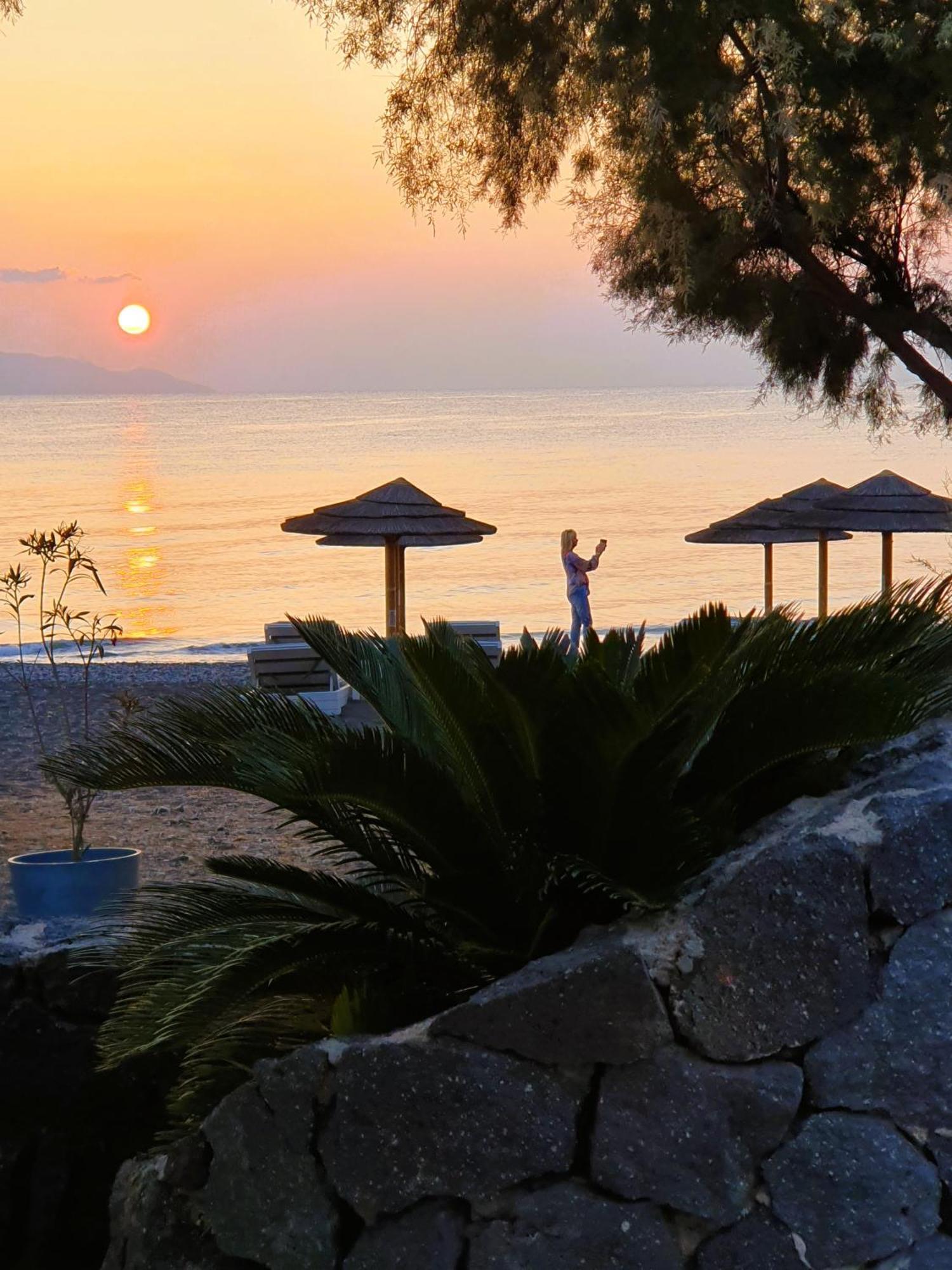 Arion Bay Santorini 3*