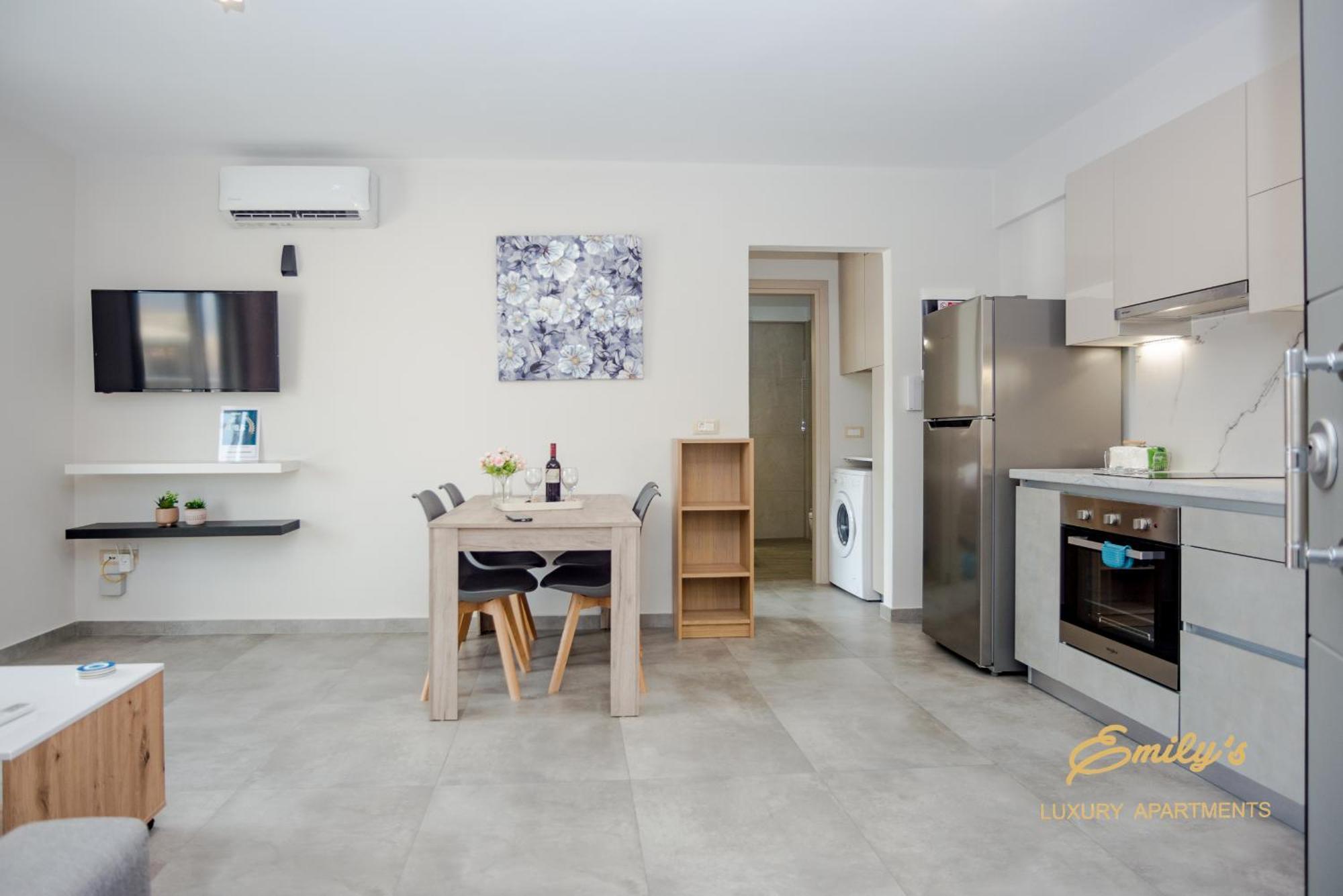 Emily's Luxury Apartment Argostoli (Kefalonia)