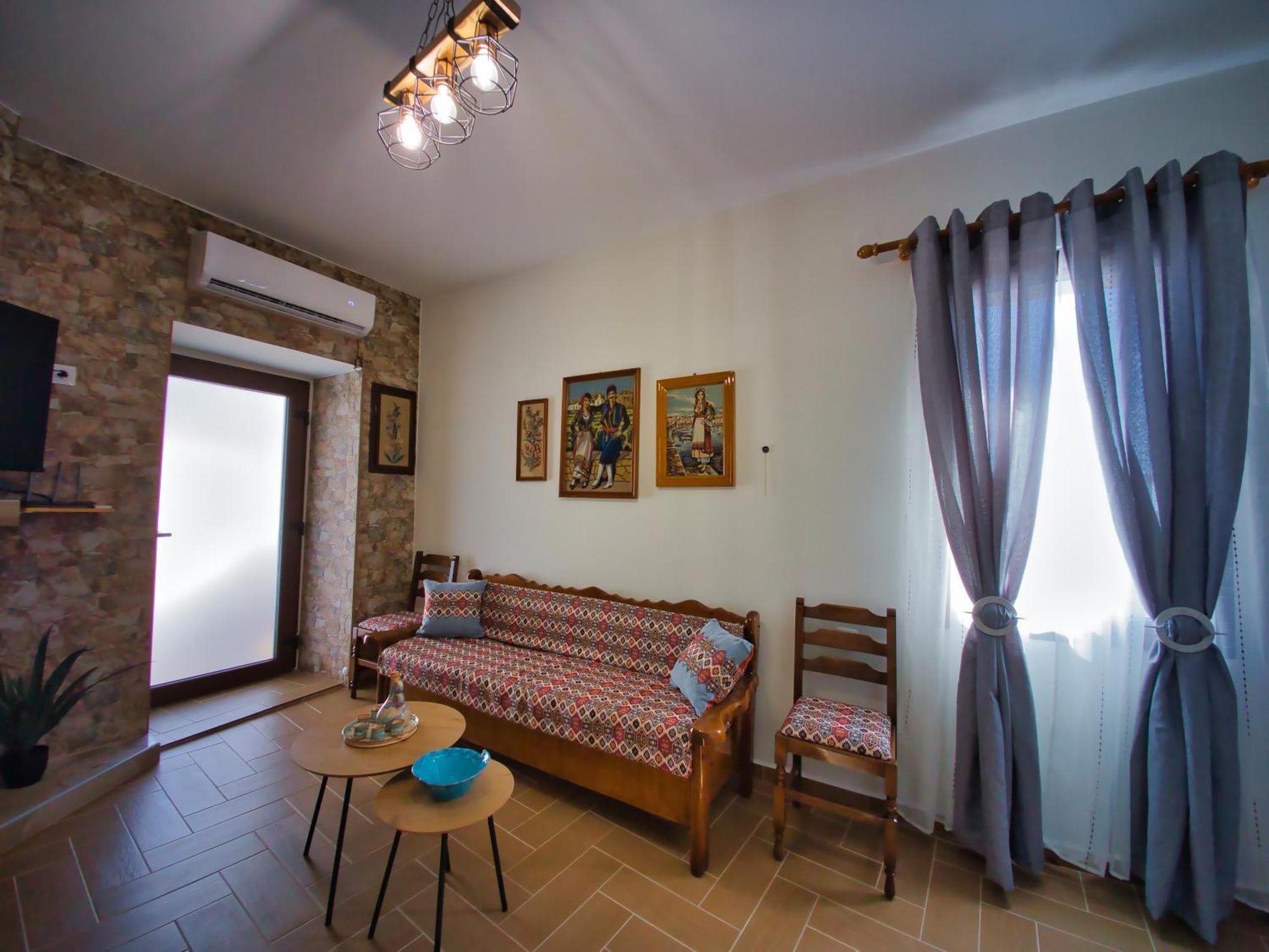 West Crete House Holiday home