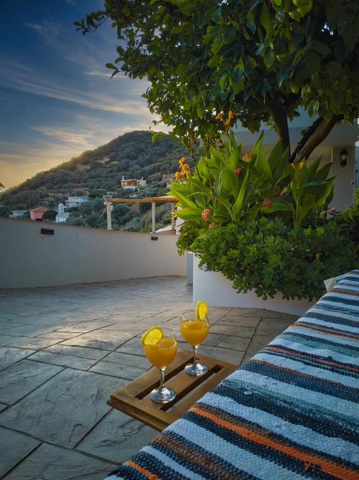 West Crete House Holiday home