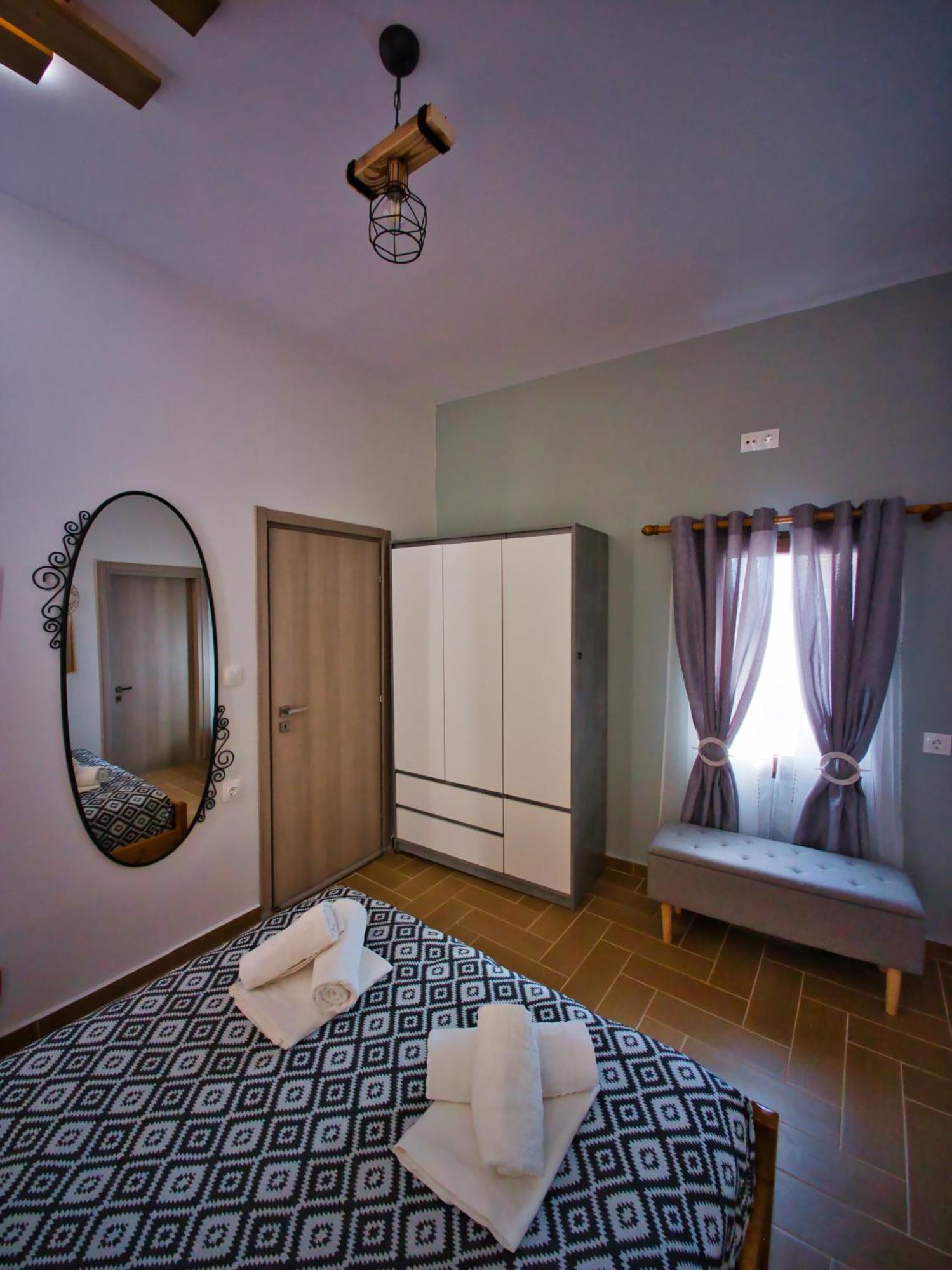 West Crete House Holiday home