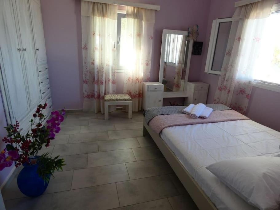 Santina's House Holiday home *