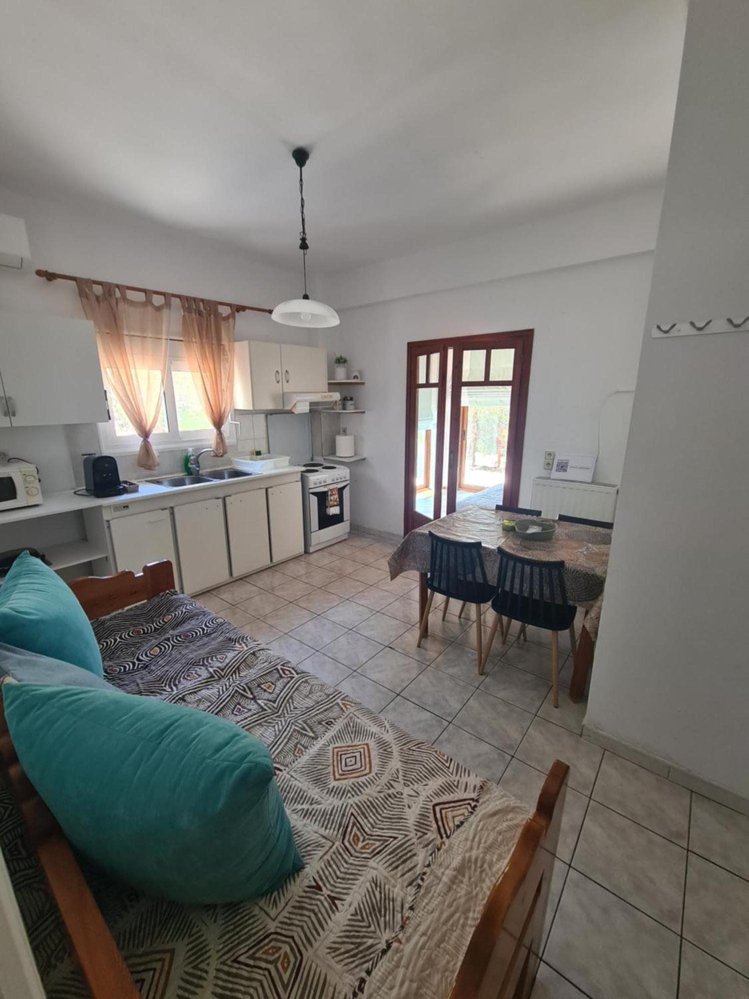 Spitikariotiko Ikarian Apartment *
