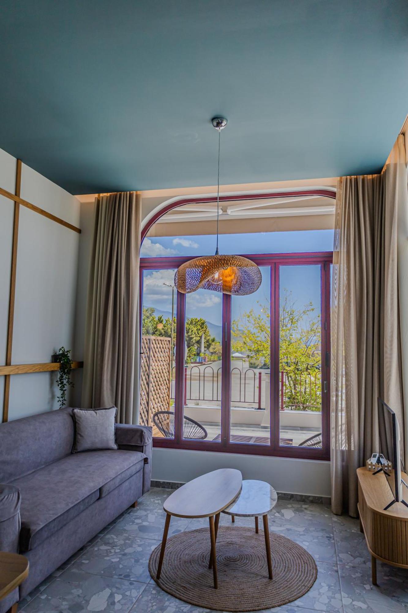 Sunny Nest With A Sea View By Salt