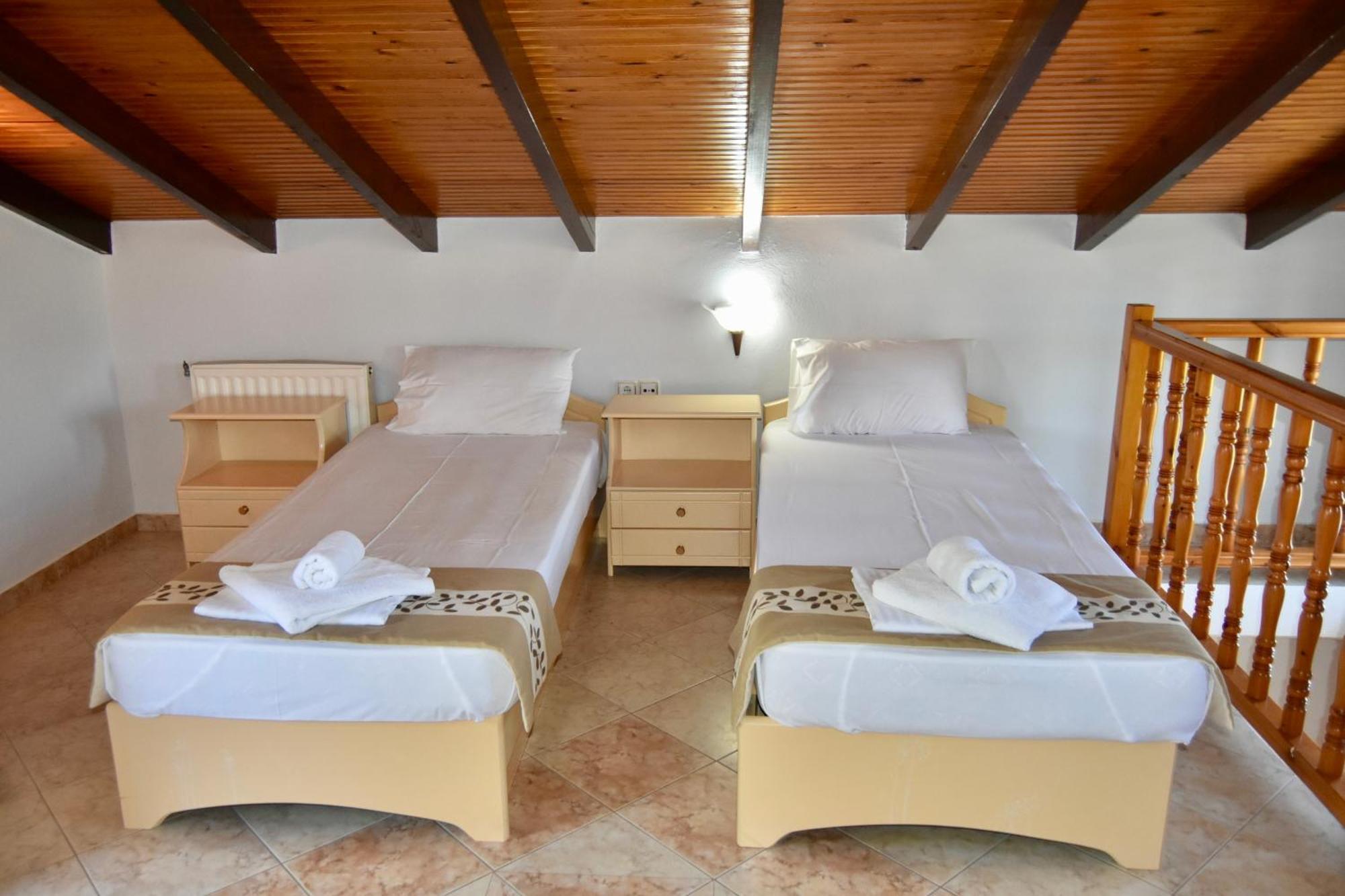 Aparthotel Oneiro Zois
