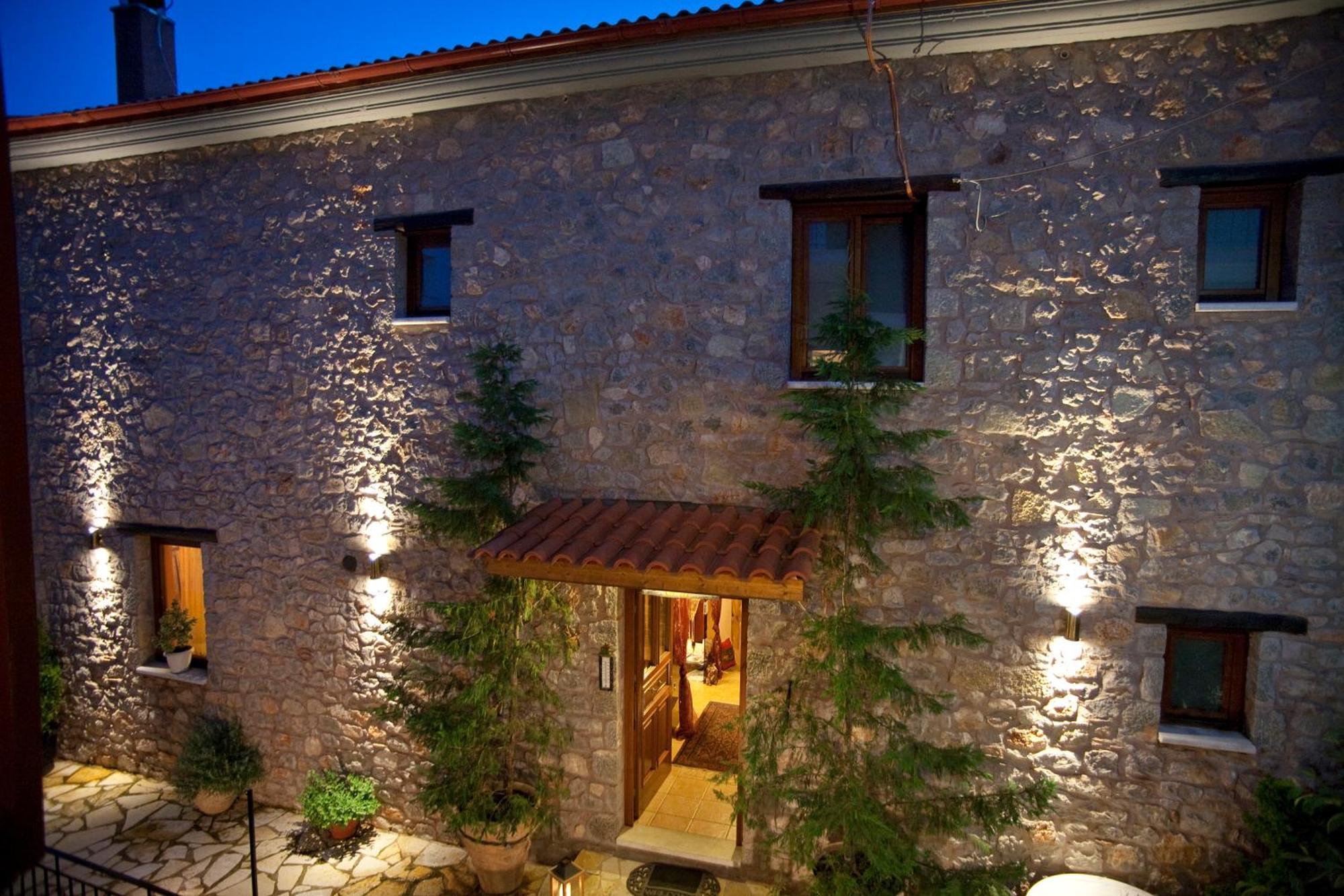 Ontas & Hotel Arachova