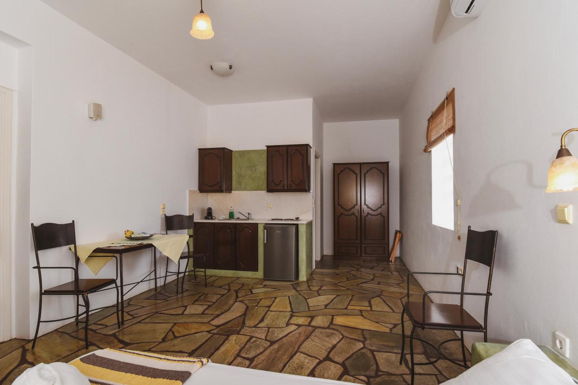 Aparthotel Anemes Avlemonas