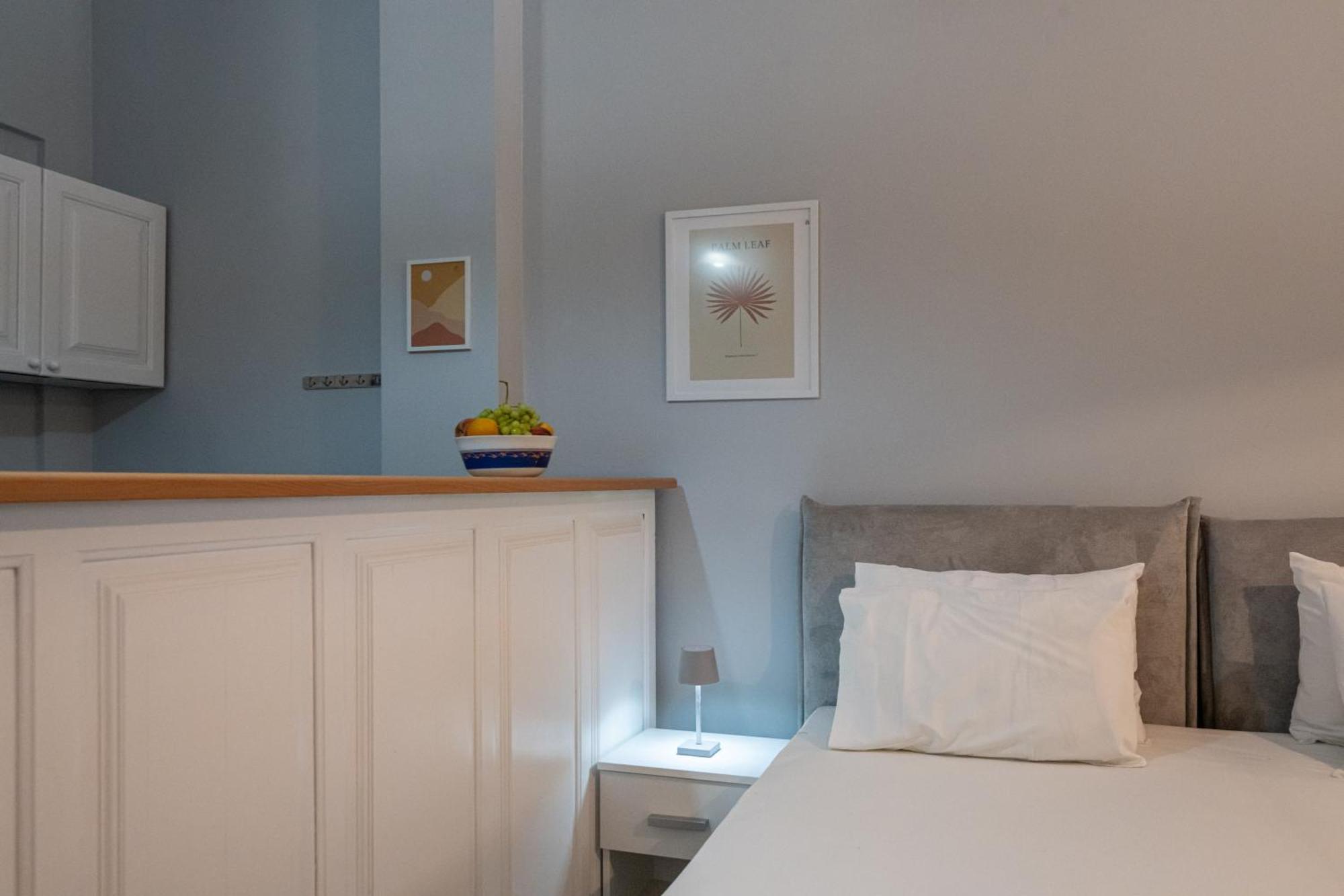 Apartment Studios Koukis Kitriai