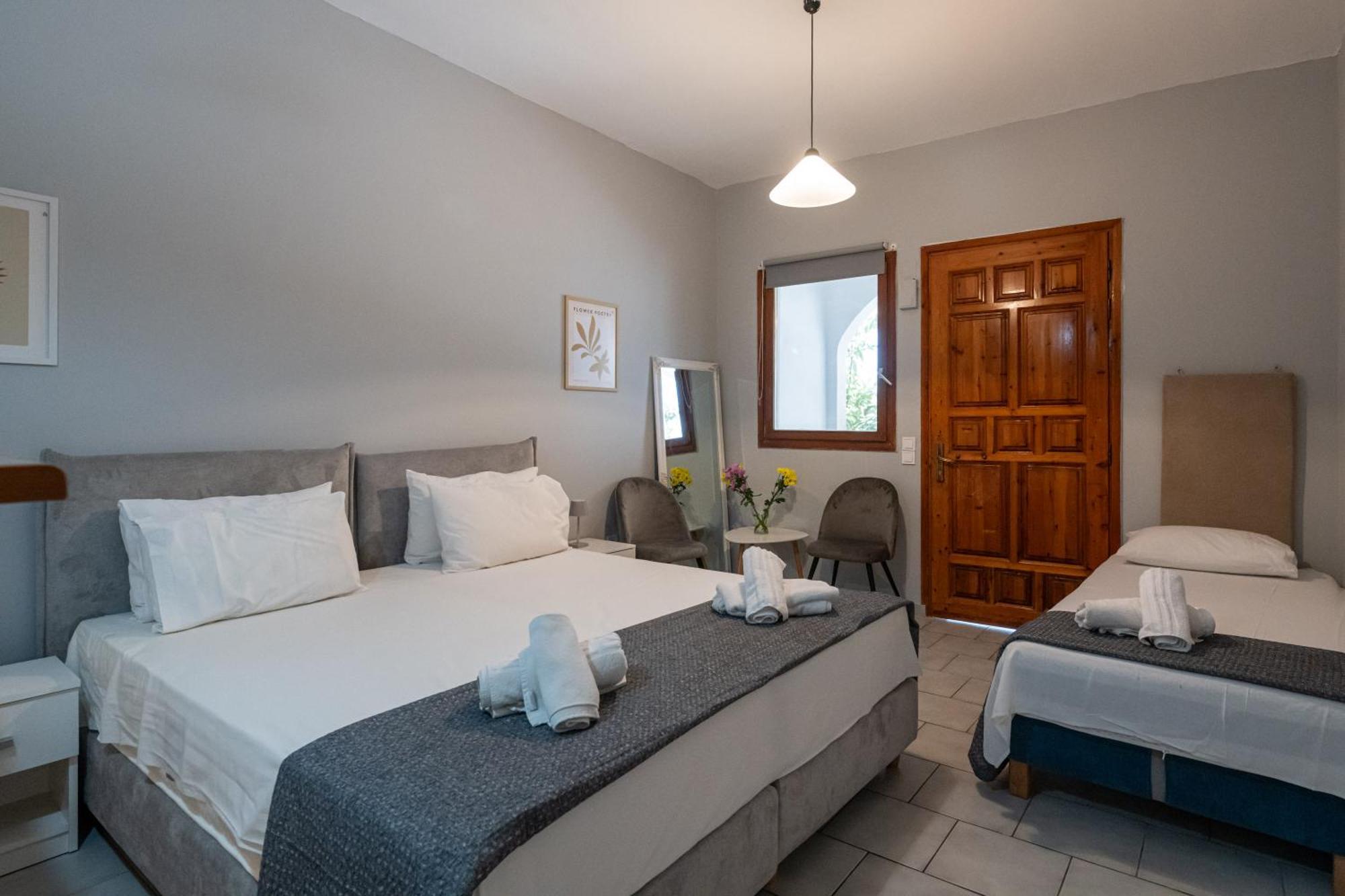Apartment Studios Koukis
