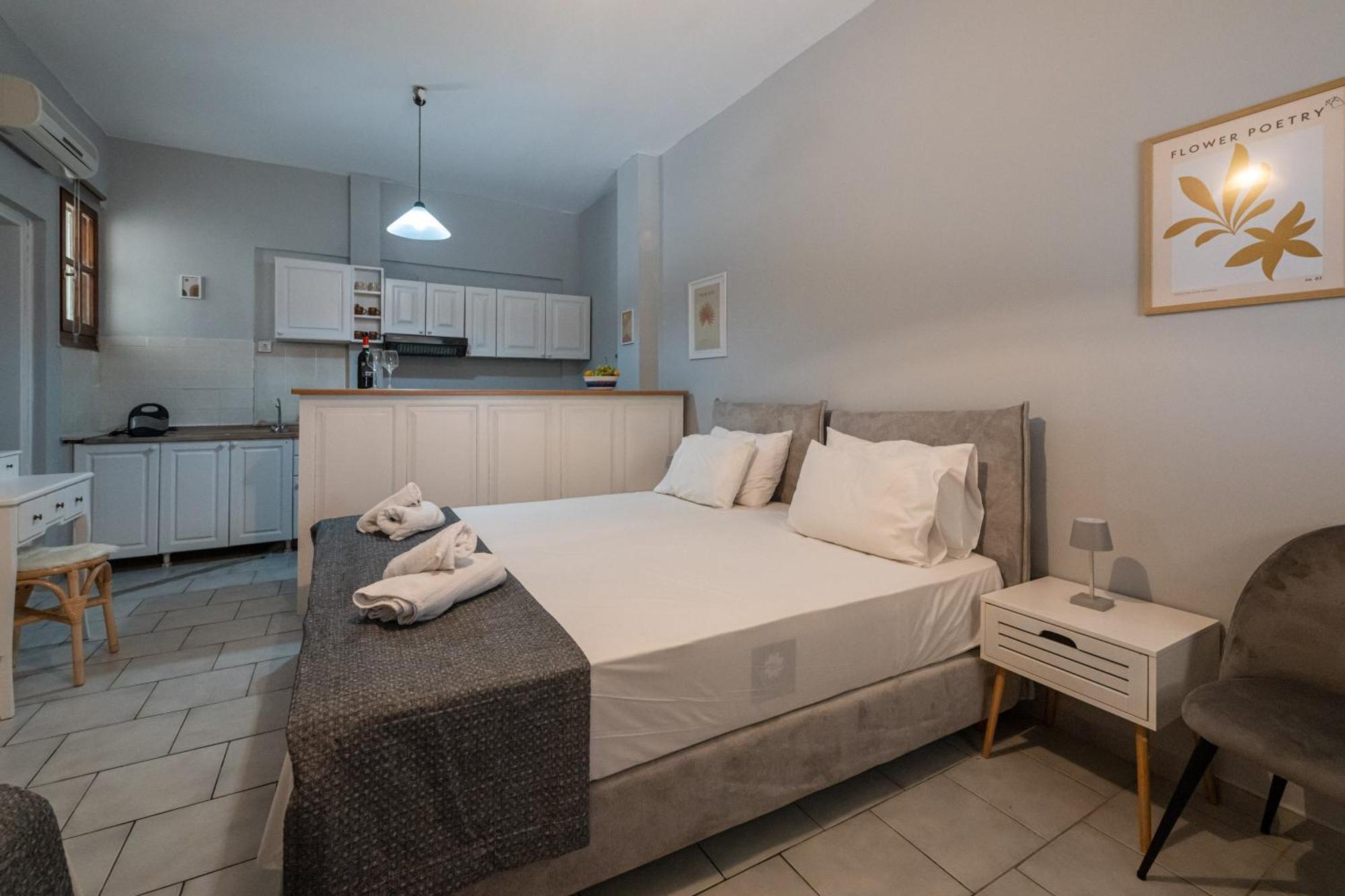 Studios Koukis Apartment *